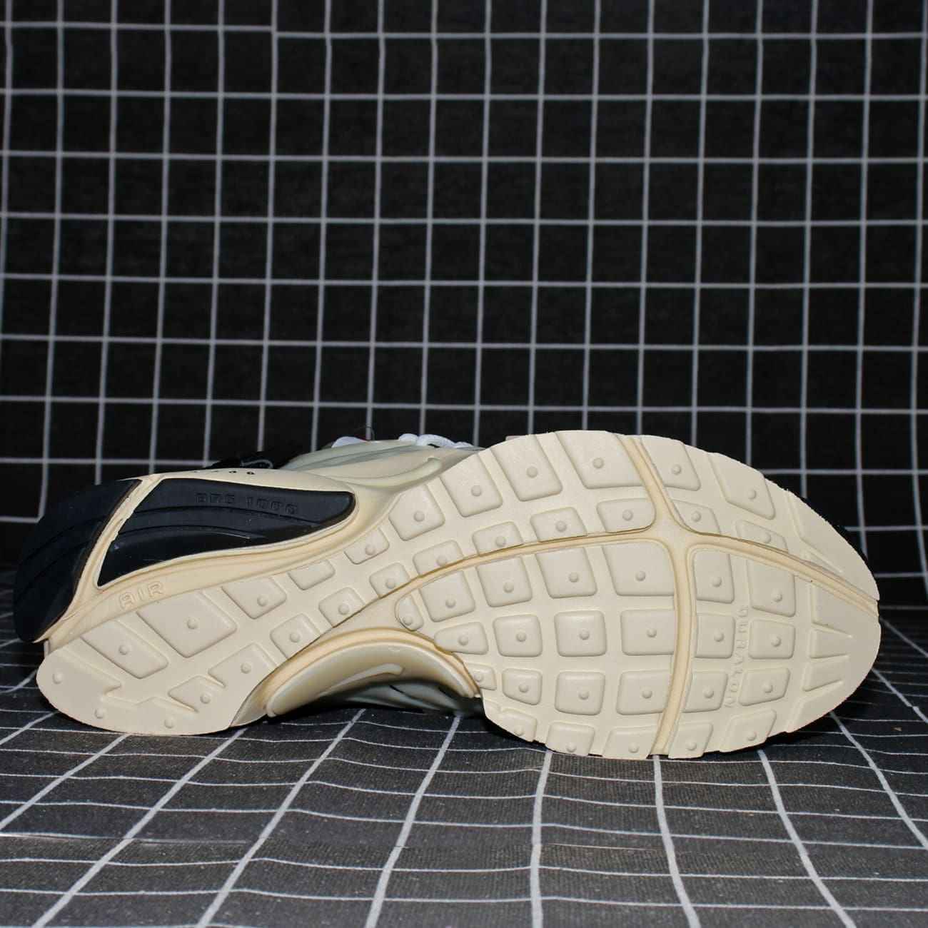 Nike Air Presto Black White Replica