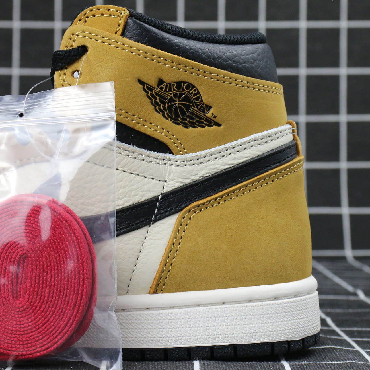 Air Jordan 1 Retro High OG Rookie of the Year Replica