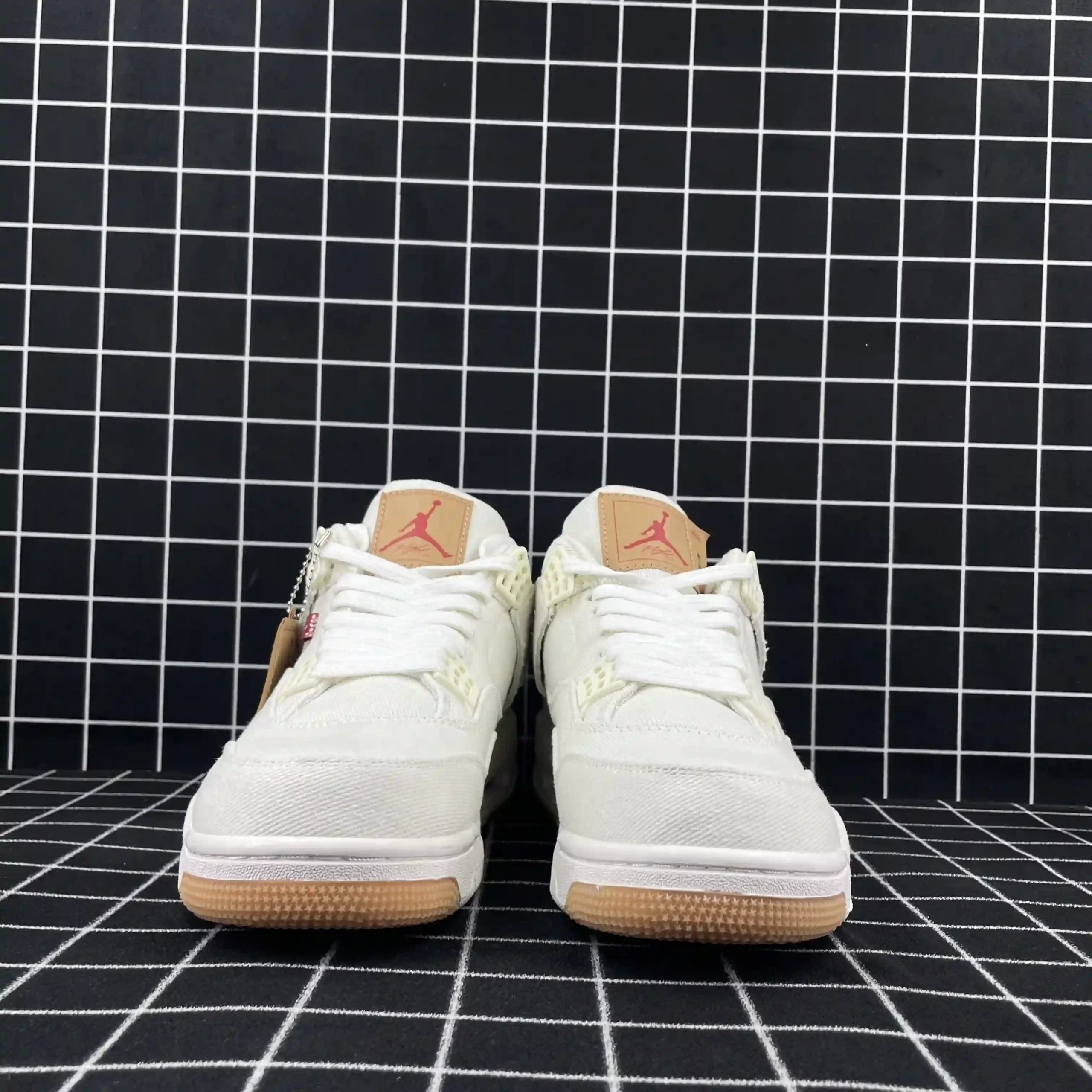 Jordan 4 Retro Levi’s White Replica