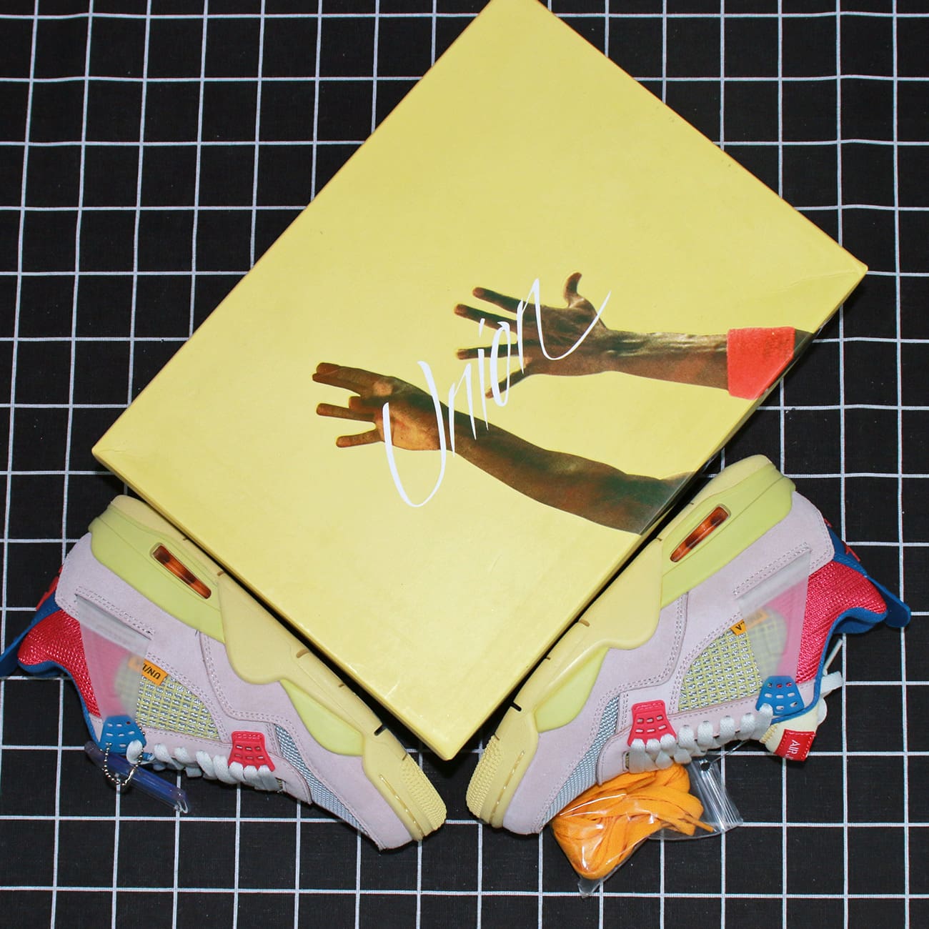 Jordan 4 Retro Union Guava Ice Replica