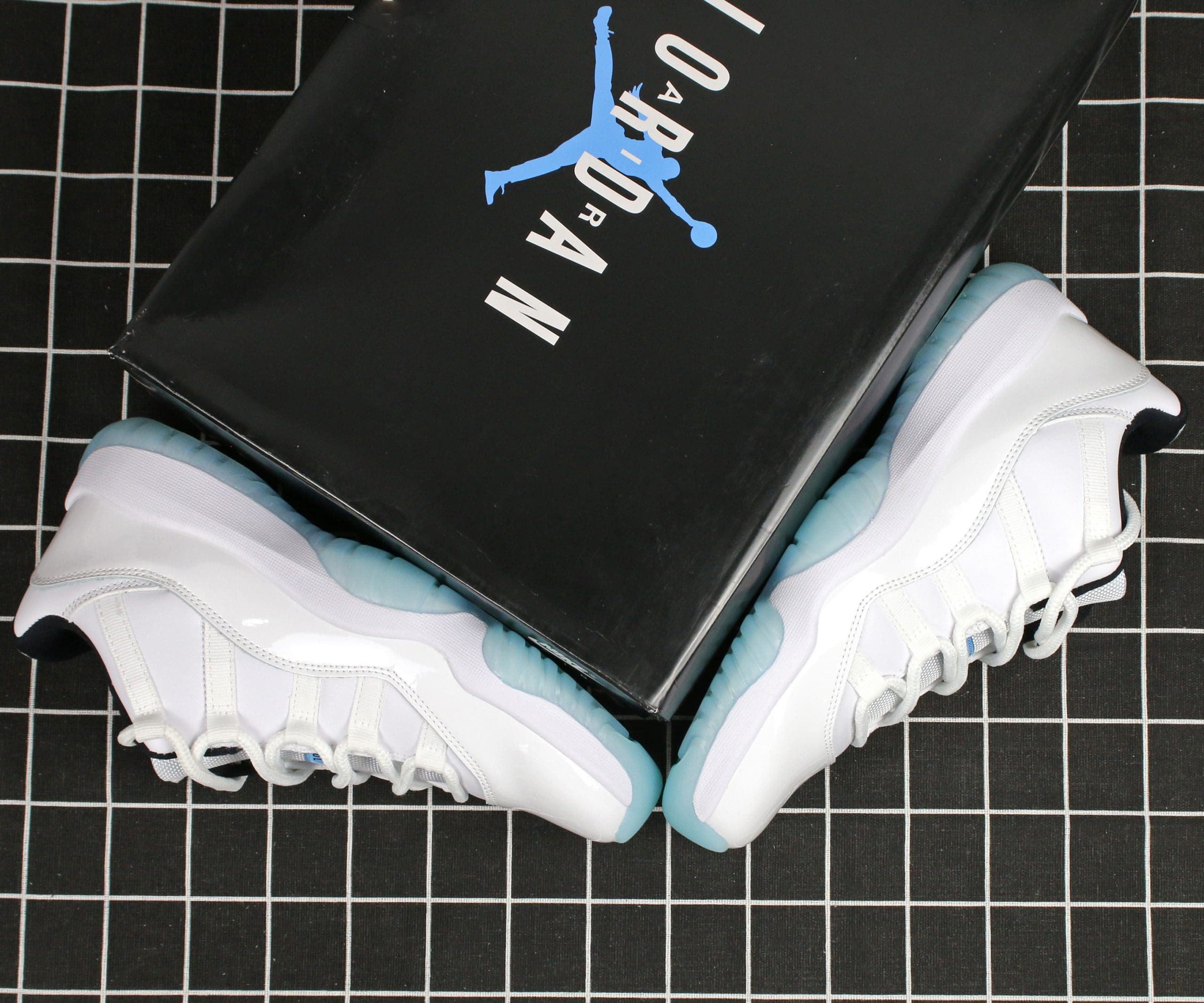 Air Jordan 11 Retro Low Legend Blue Replica