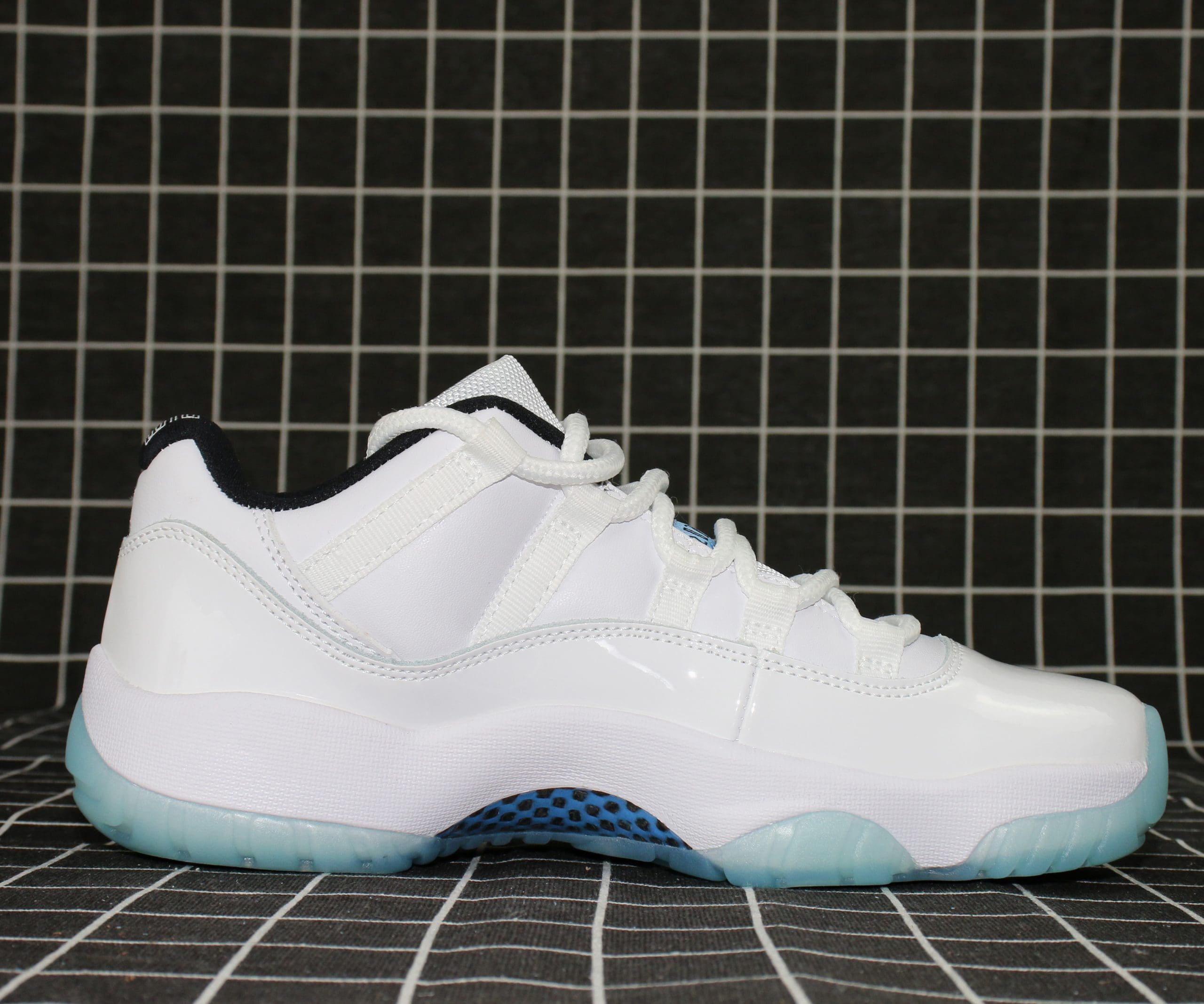 Air Jordan 11 Retro Low Legend Blue Replica