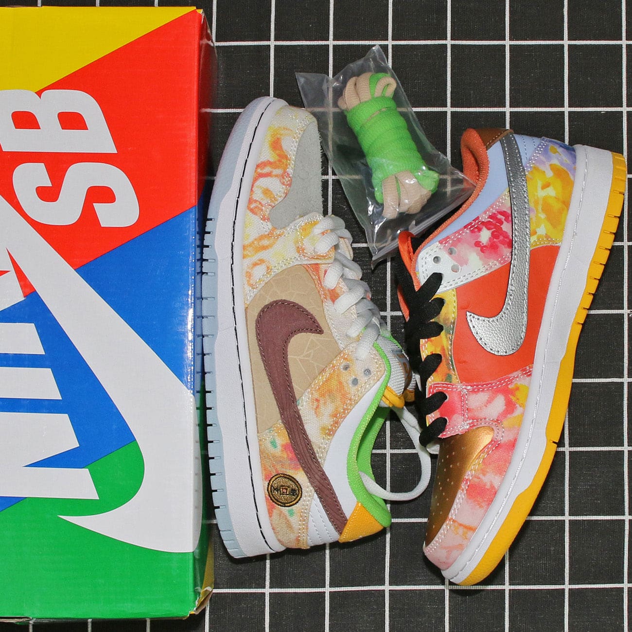 Nike SB Dunk Low Street Hawker (2021) Replica