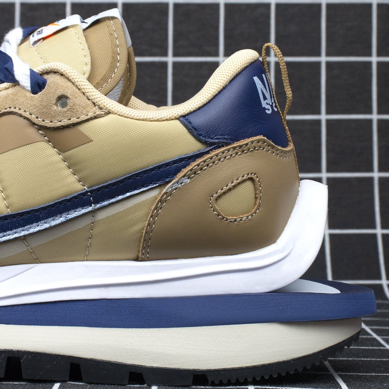 Sacai x Nike VaporWaffle “Sesame Blue Void” Replica