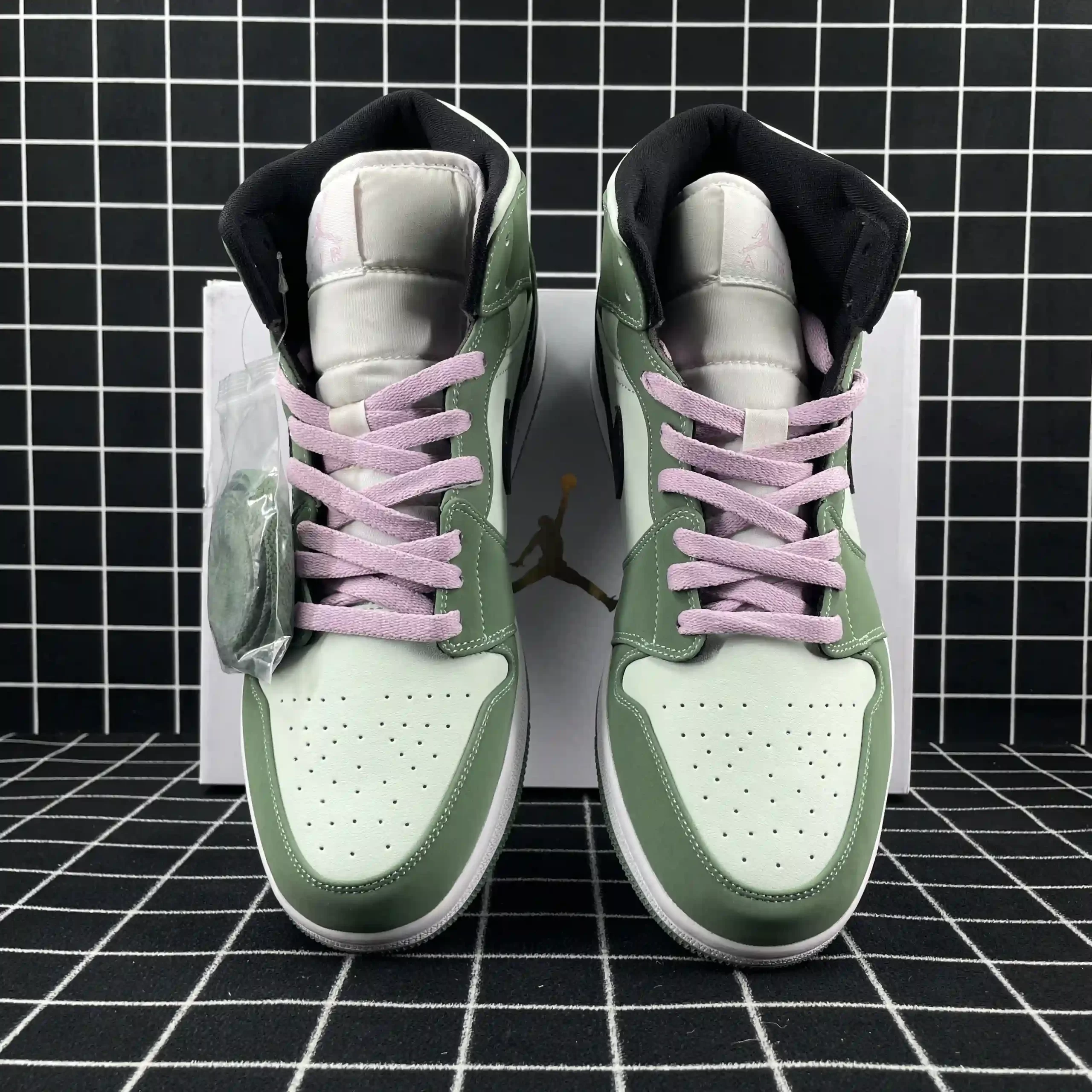 Air Jordan 1 Mid Dutch Green (W) Replica