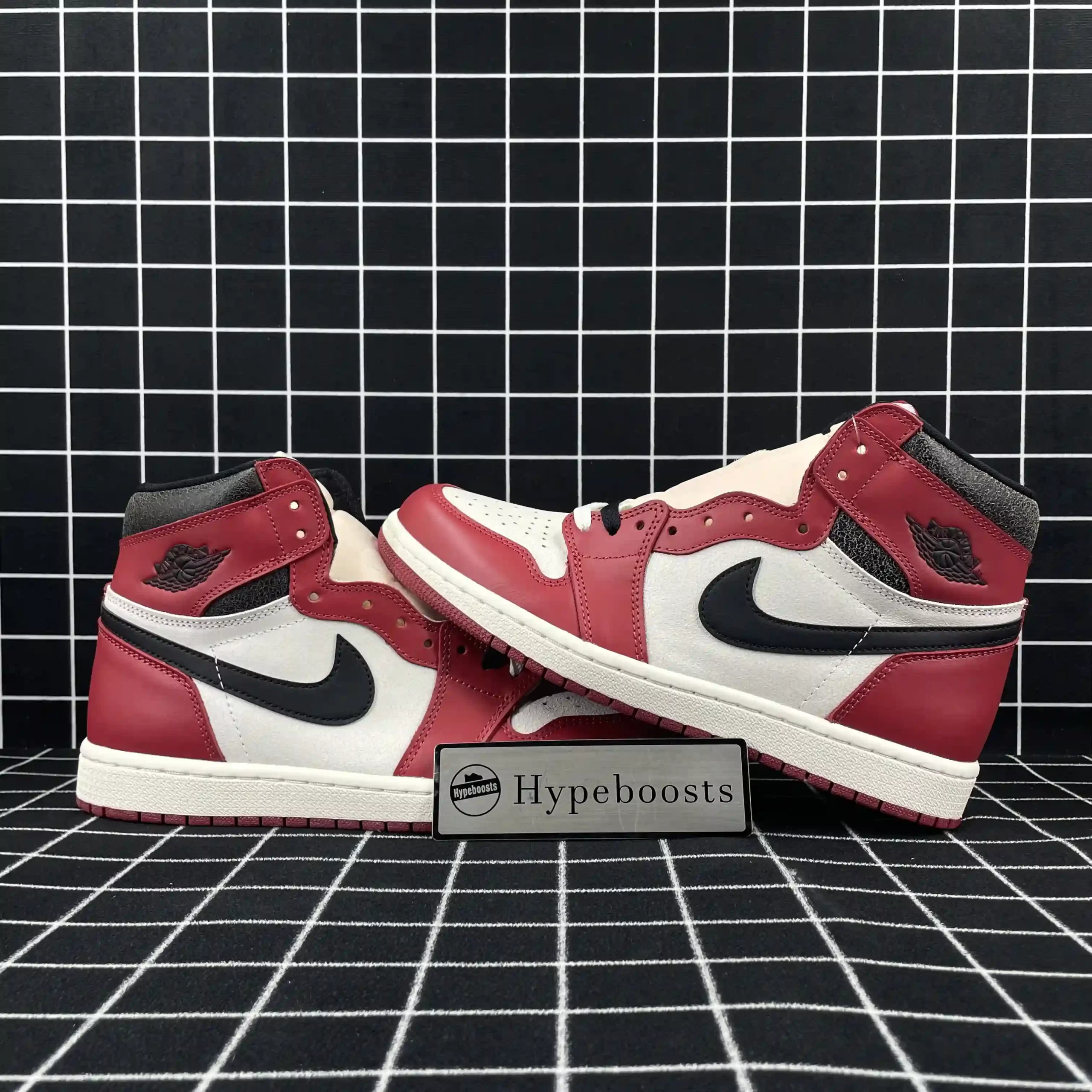 Jordan 1 Retro High OG Lost and Found Replica
