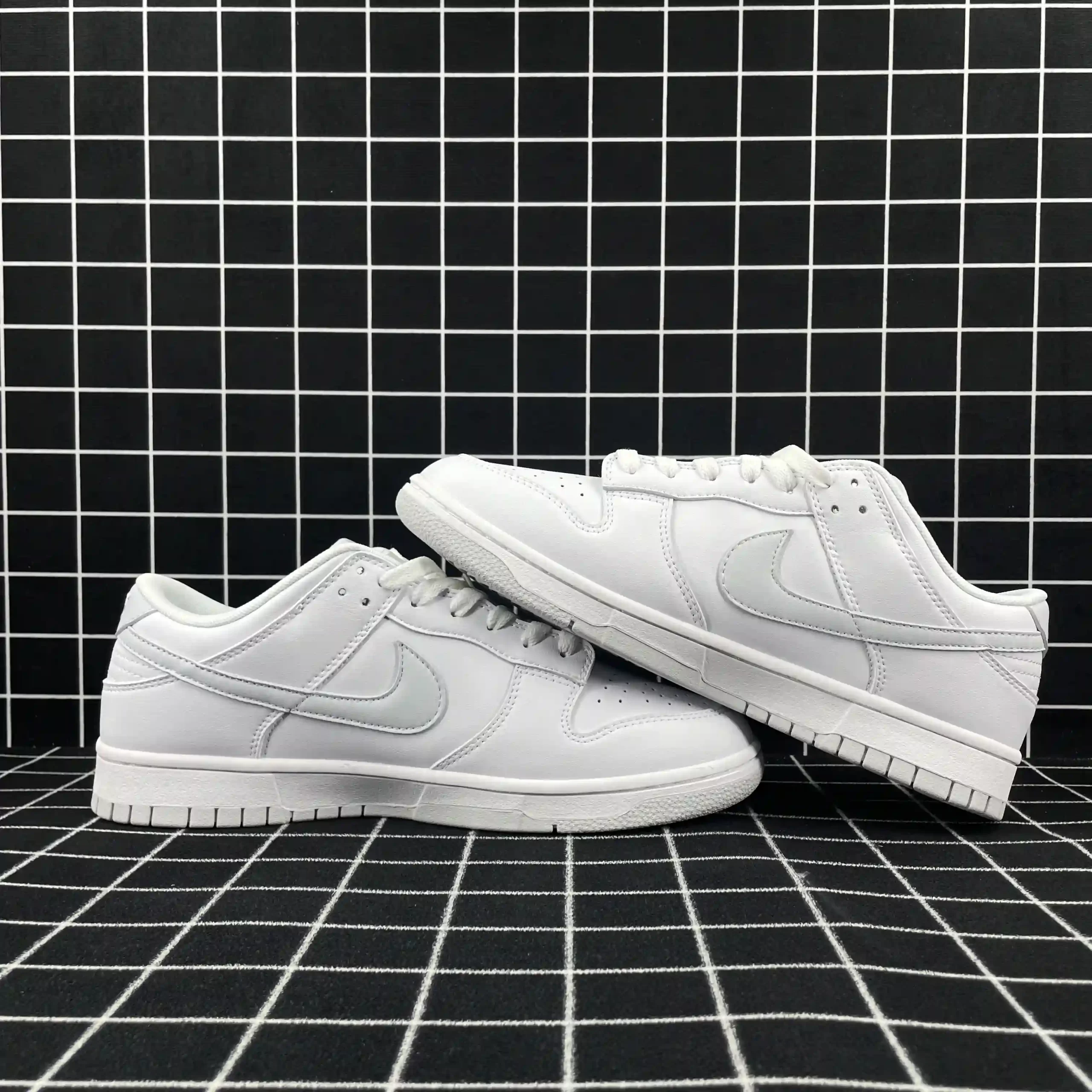 Nike Dunk Low Retro White Pure Platinum Replica
