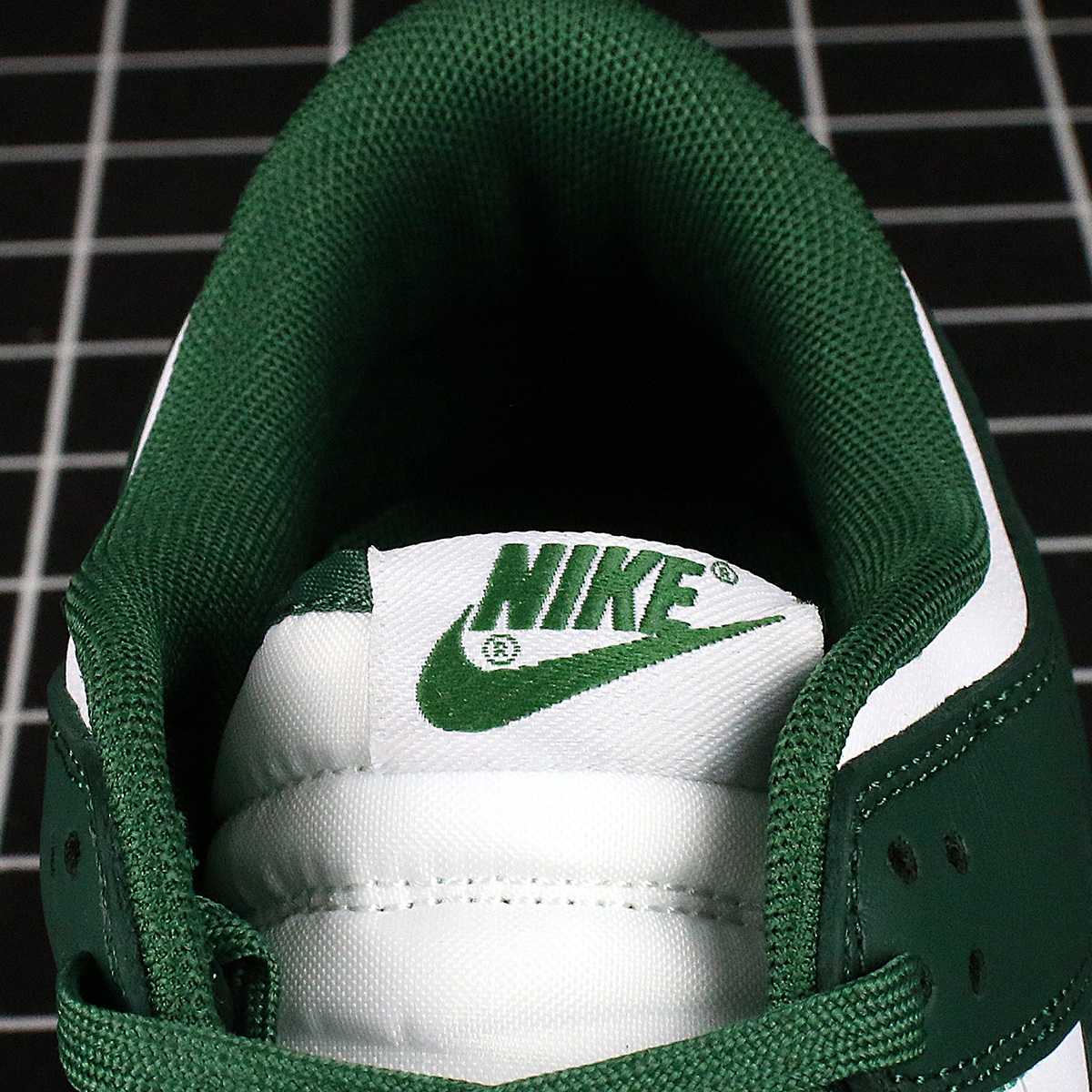 Nike Dunk Low Michigan State Replica