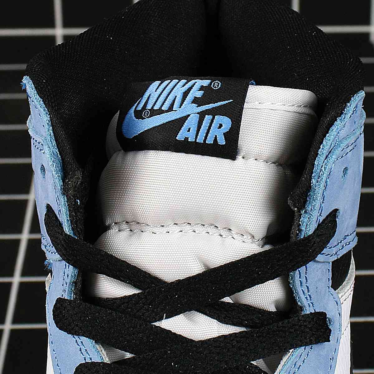 Air Jordan 1 Retro High OG University Blue Replica