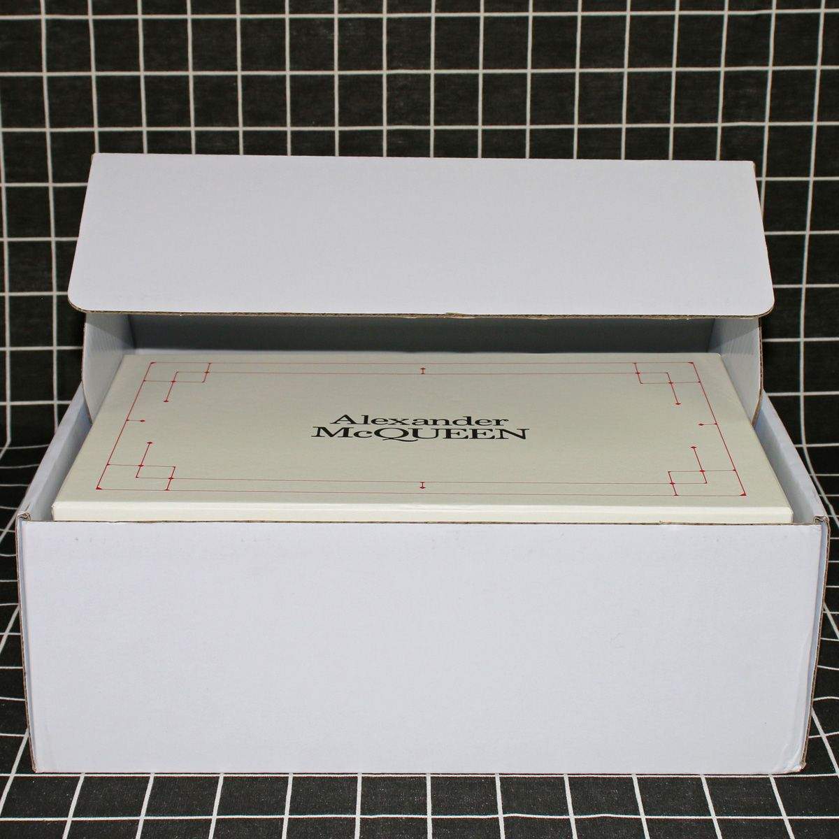 Alexander McQueen Oversized Sneaker White Smooth Calf Leather with Black Suede Heel Replica