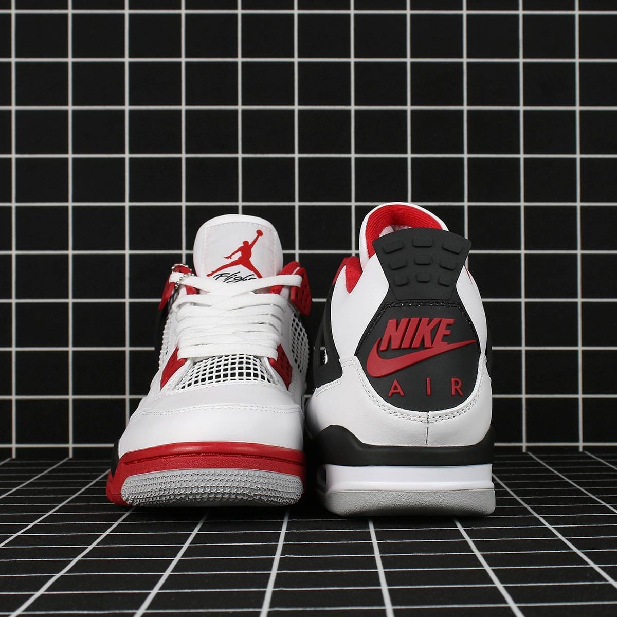 Jordan 4 Retro Fire Red (2020) Replica