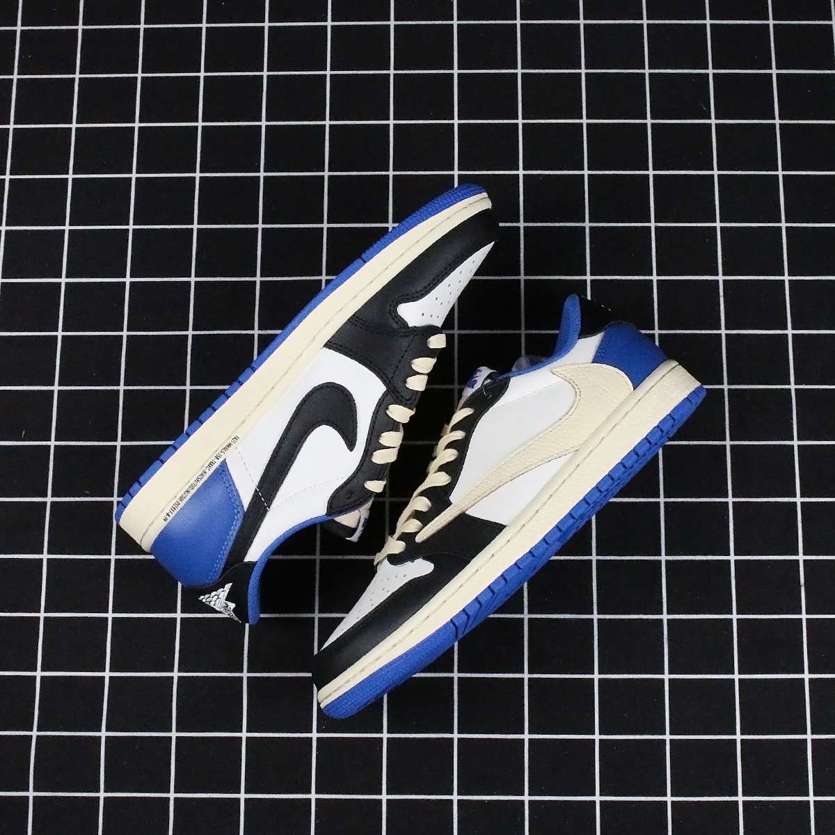 Jordan 1 Retro Low OG SP Fragment x Travis Scott Replica
