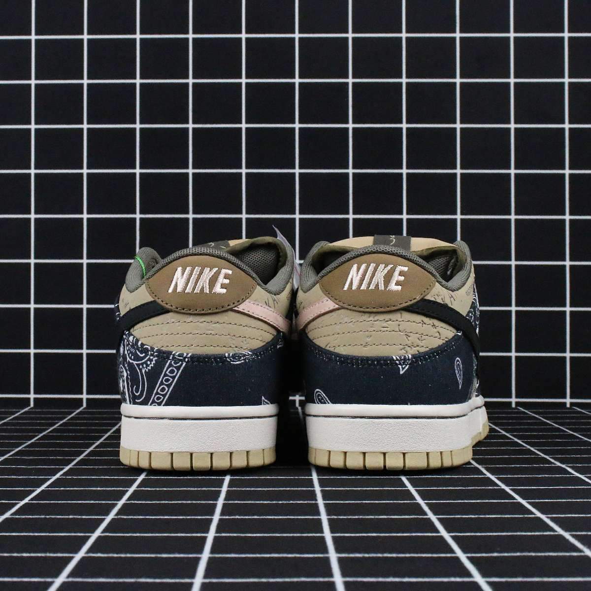 Nike SB Dunk Low Travis Scott Replica