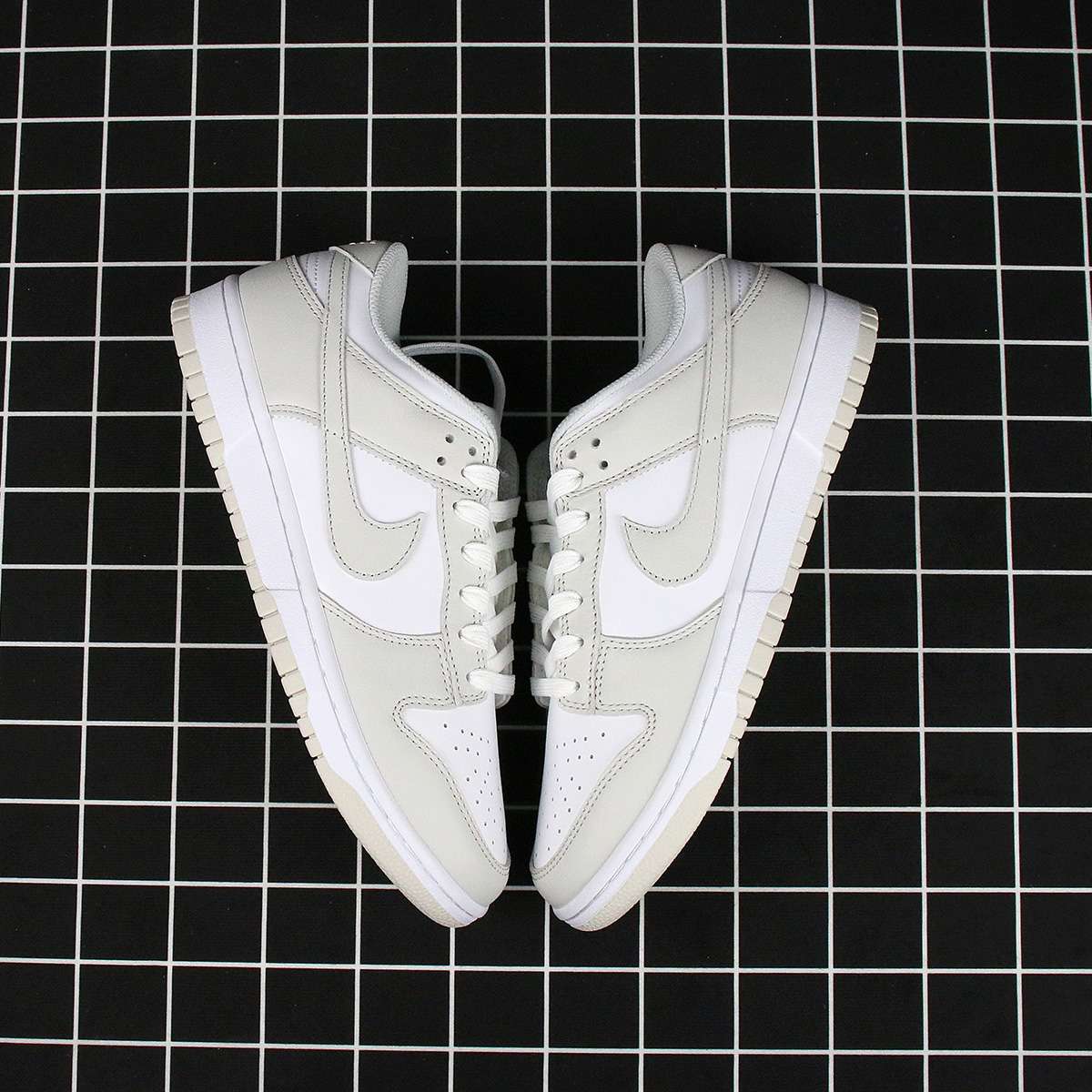 Nike Dunk Low Photon Dust (W) Replica