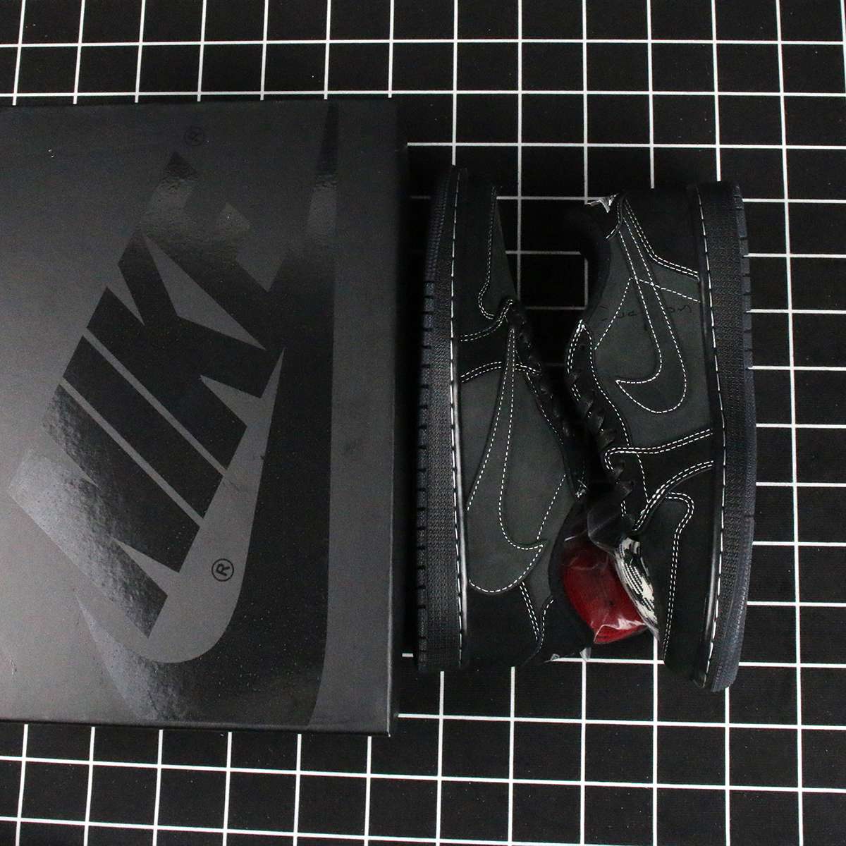 Jordan 1 Retro Low OG SP Travis Scott Black Phantom Replica