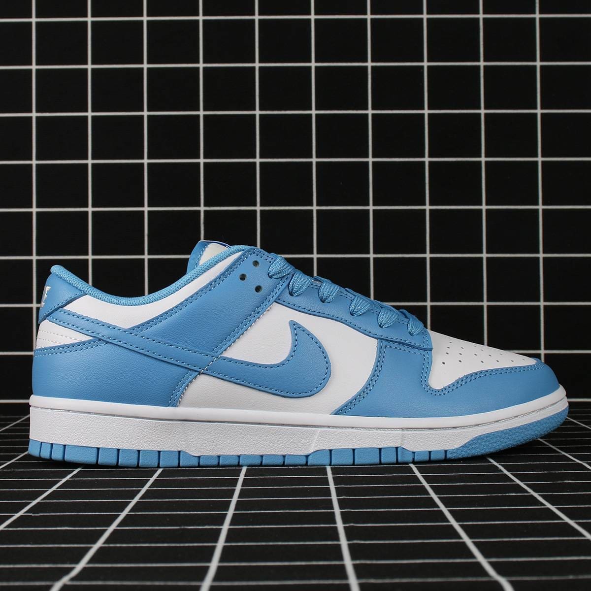 Dunk Low University Blue Replica