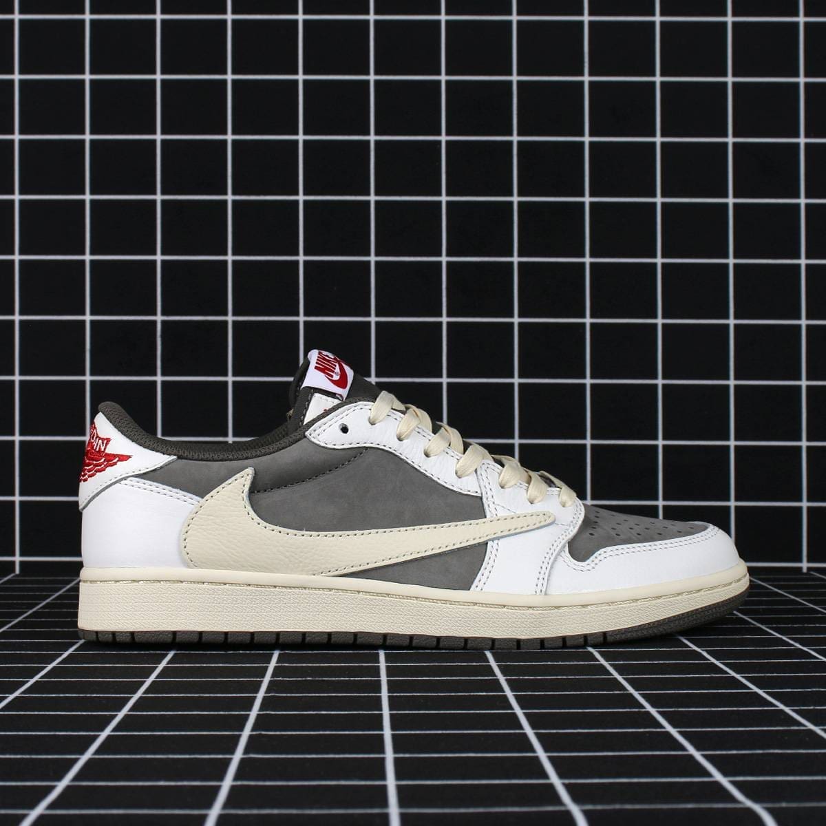 Jordan 1 Retro Low OG SP Travis Scott Reverse Mocha Replica