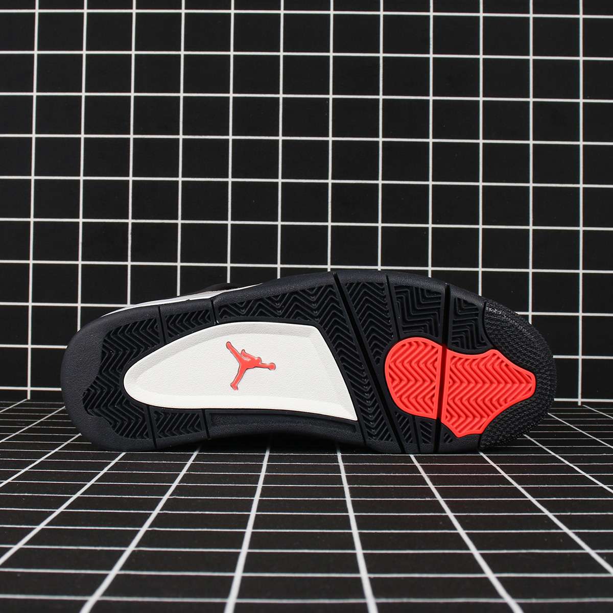 Air Jordan 4 Taupe Haze Replica