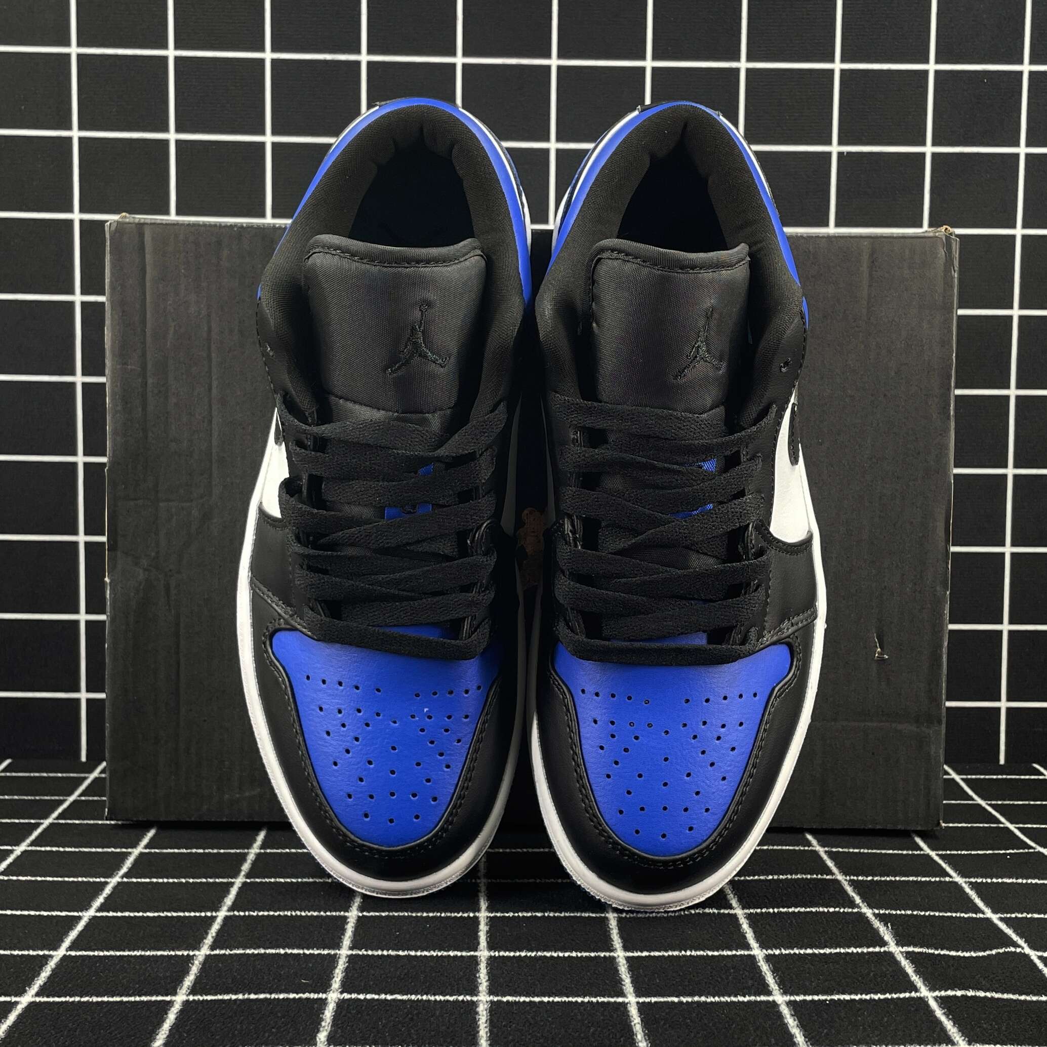 Jordan 1 Low Royal Toe Replica