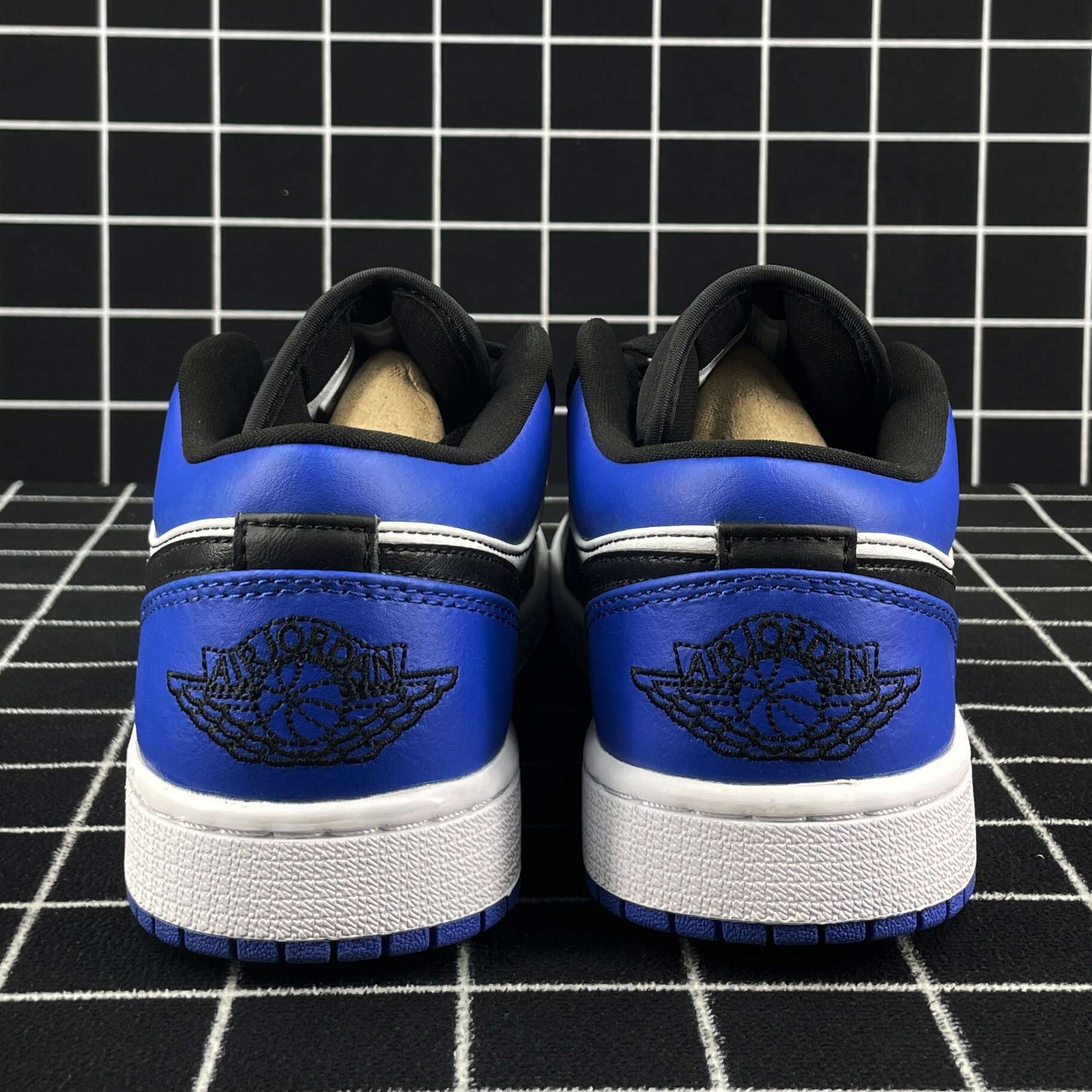 Jordan 1 Low Royal Toe Replica
