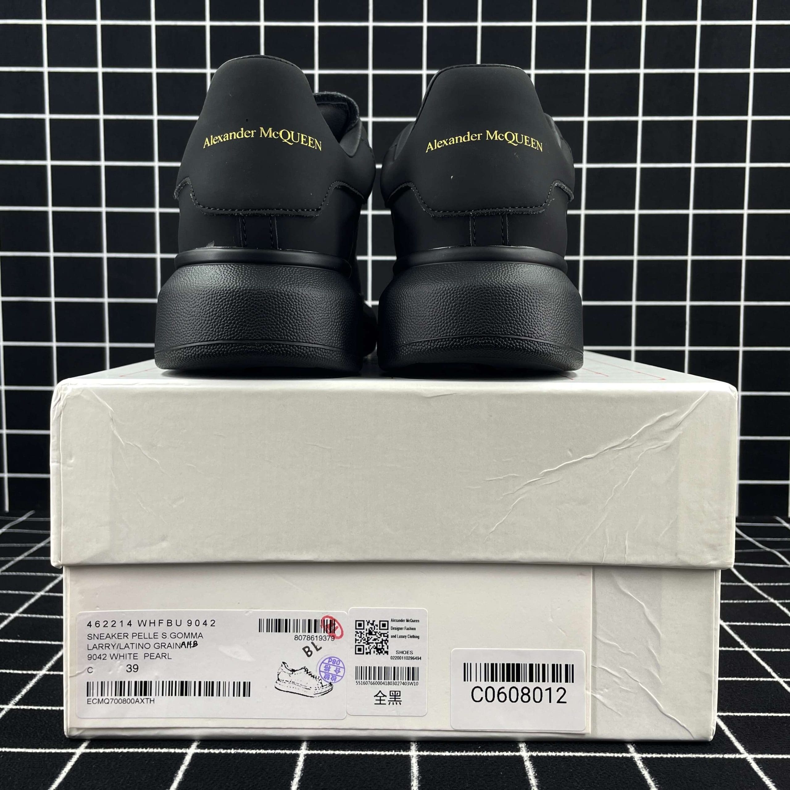 Alexander McQueen Oversized Sneaker Black Smooth Calf Leather with Black Sole Replica