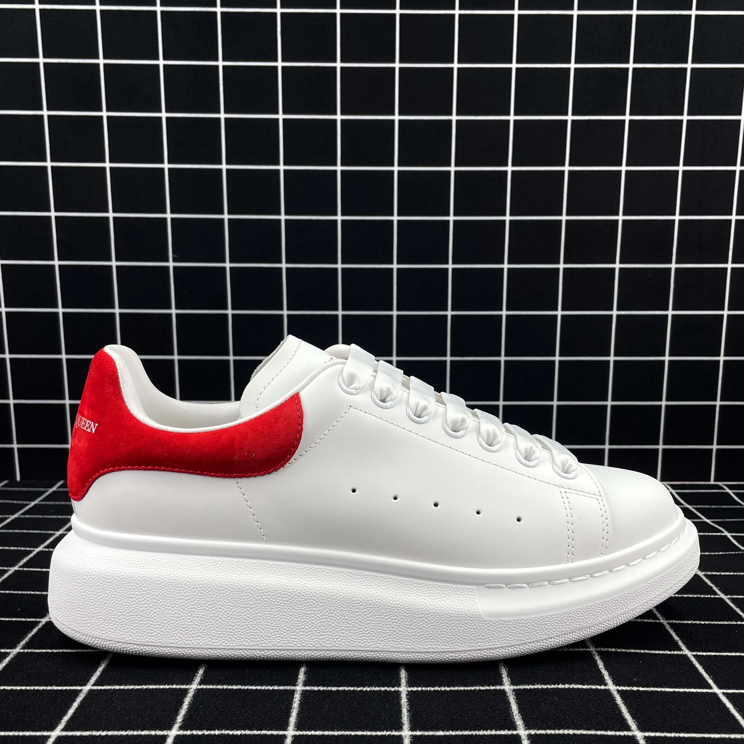 Alexander McQueen Oversized Sneaker White Smooth Calf Leather with Red Suede Heel Replica