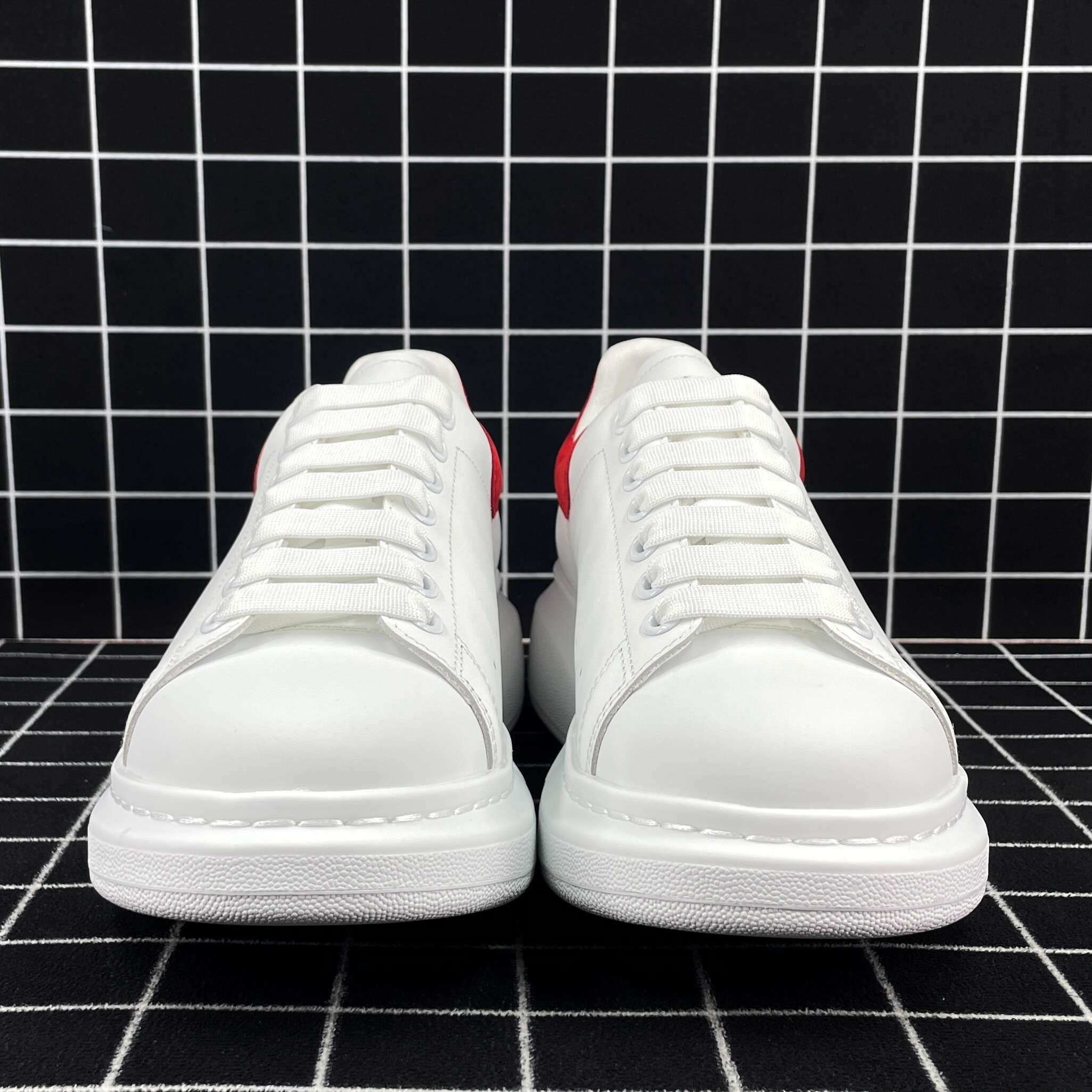 Alexander McQueen Oversized Sneaker White Smooth Calf Leather with Red Suede Heel Replica