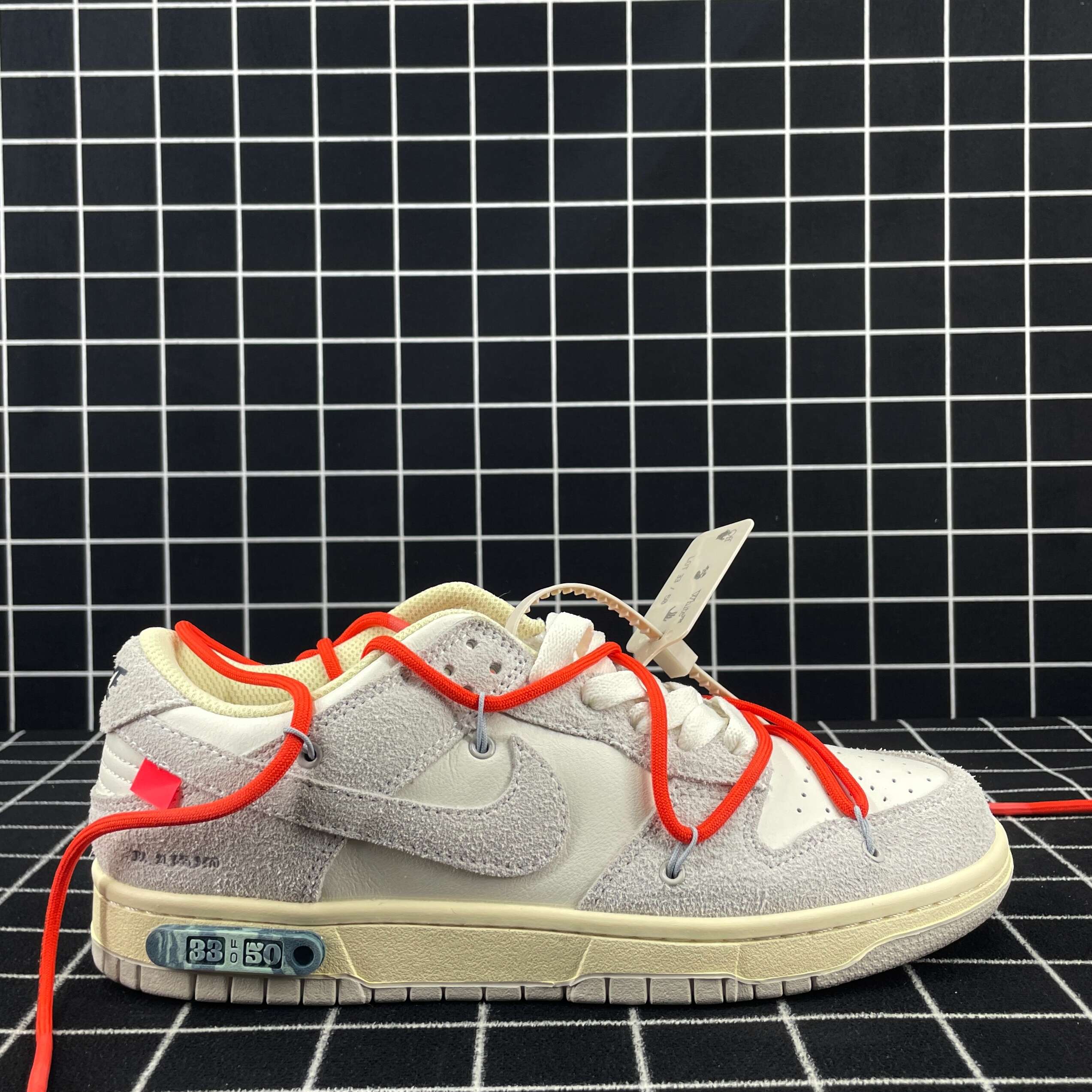 Dunk Low Lot 33 of 50 Replica