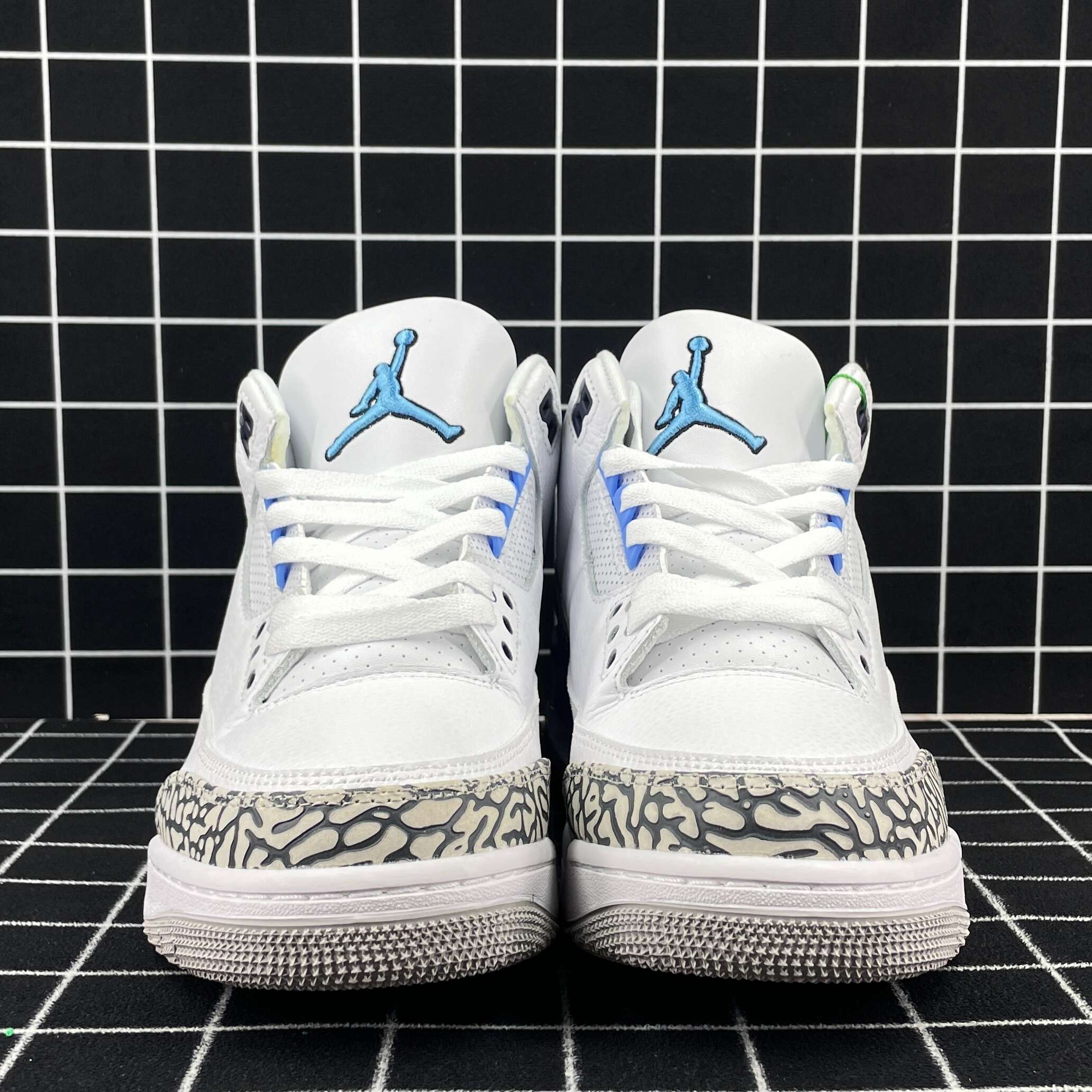 Jordan 3 Retro UNC (2020) Replica