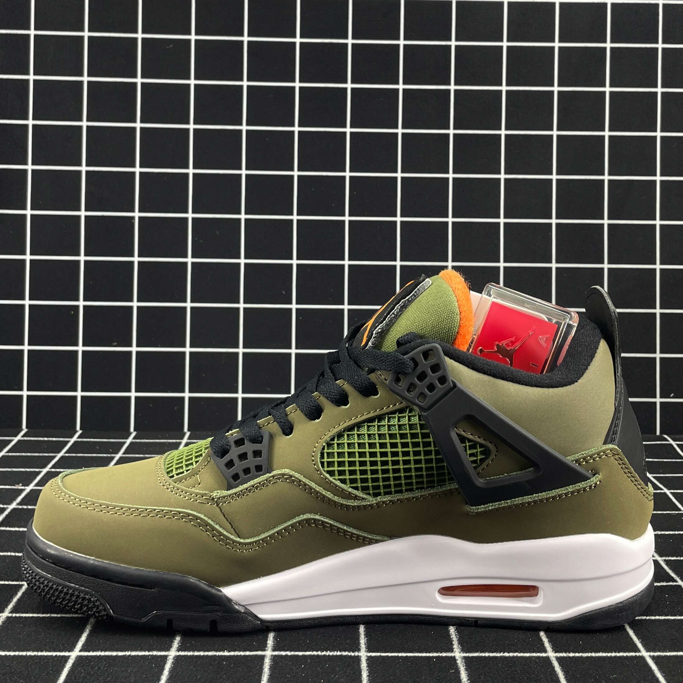 Jordan 4 Retro Undefeated Replica