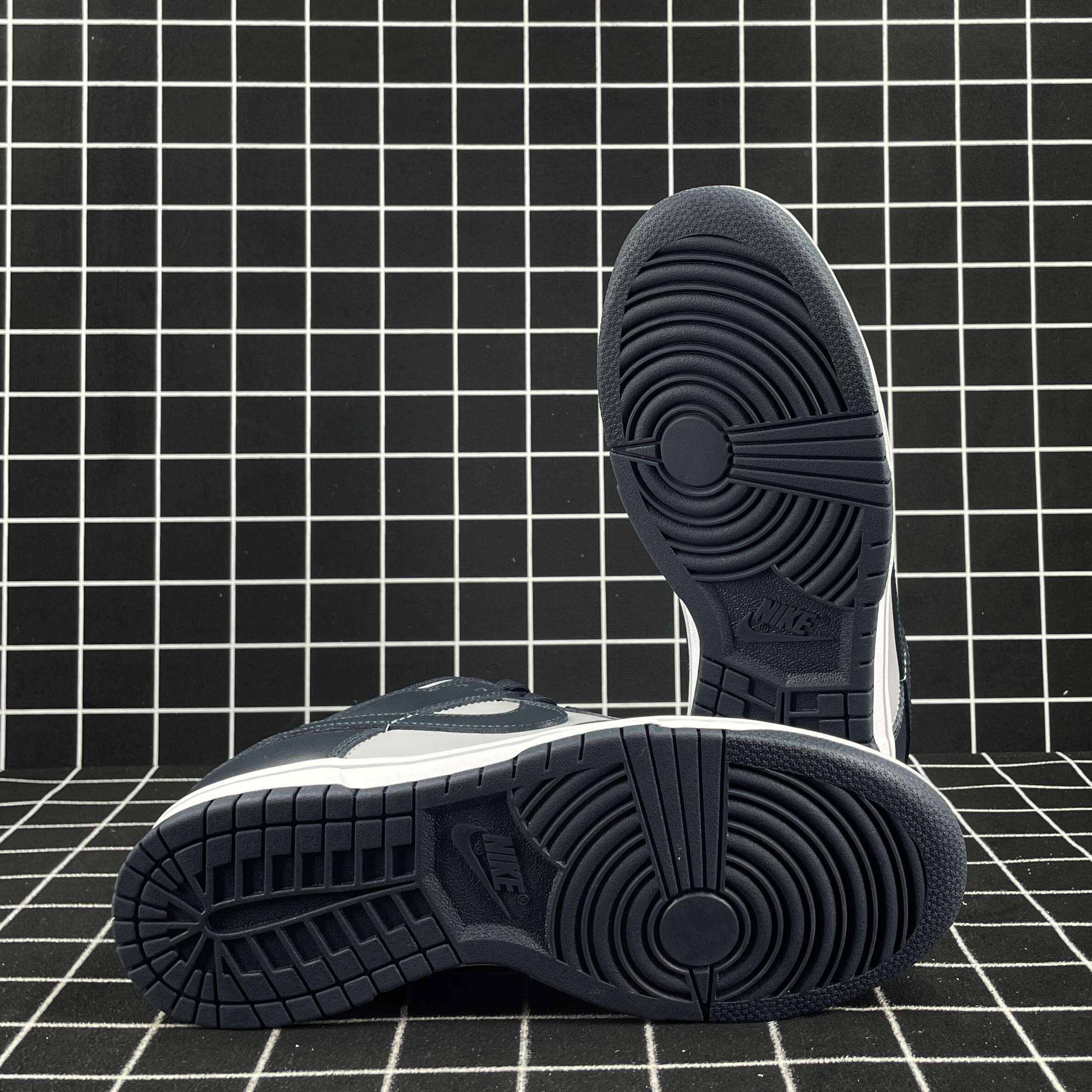 Nike Dunk Low Georgetown Replica