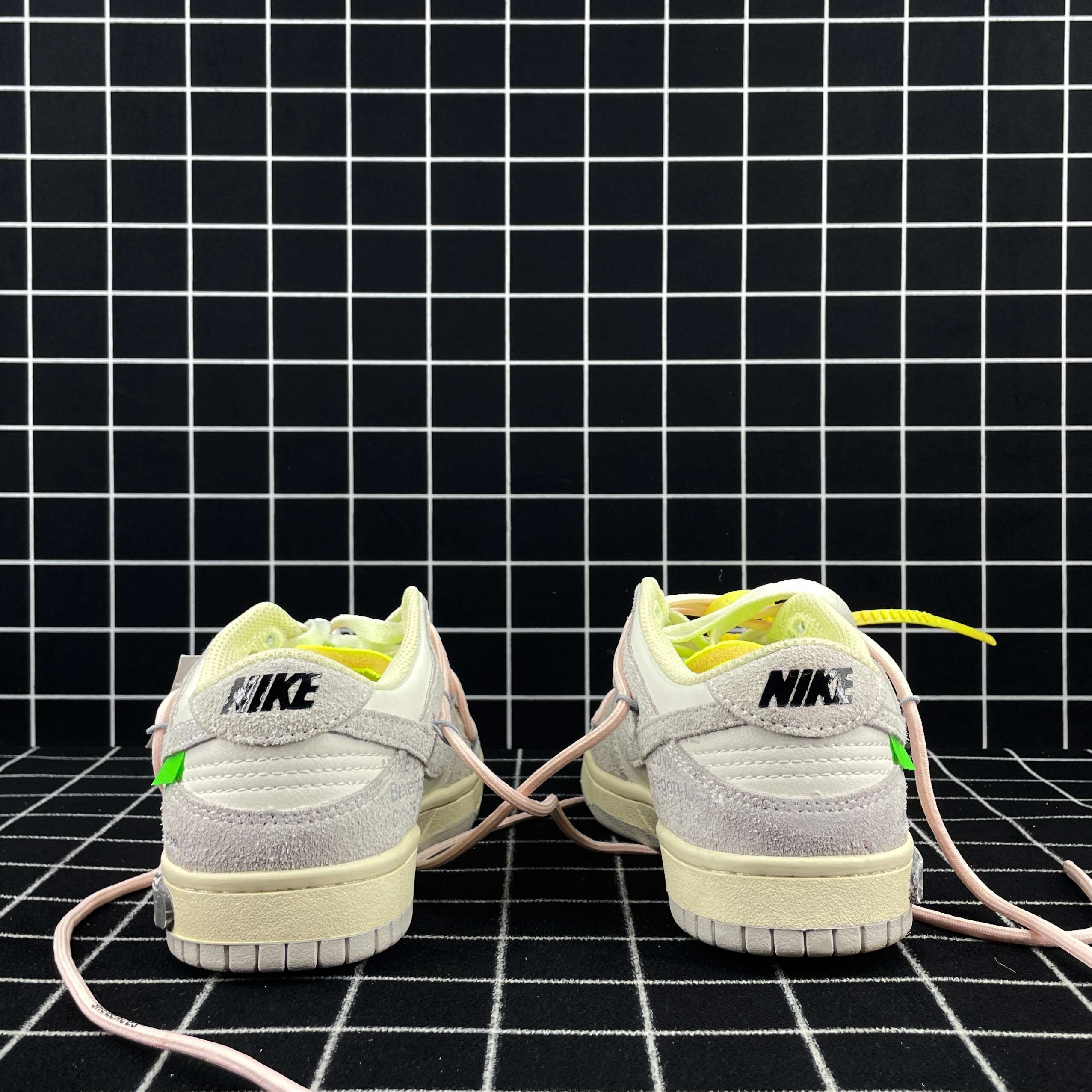 Nike Dunk Low Lot 12 of 50 Replica