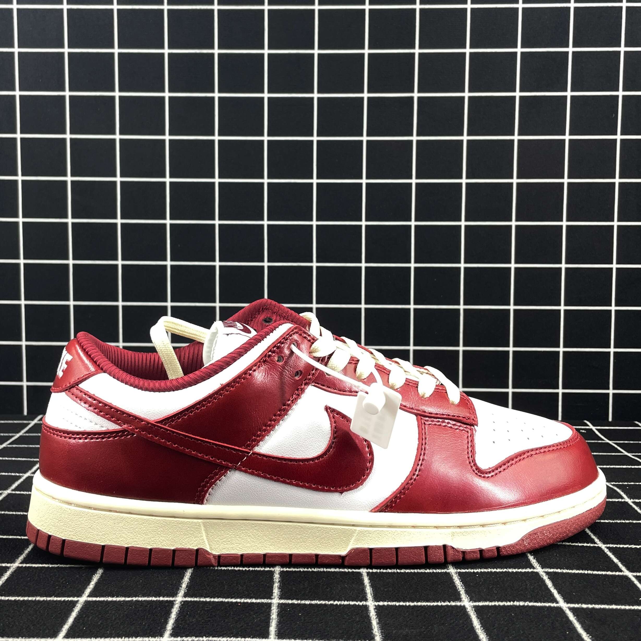 Nike Dunk Low PRM Vintage Team Red Replica