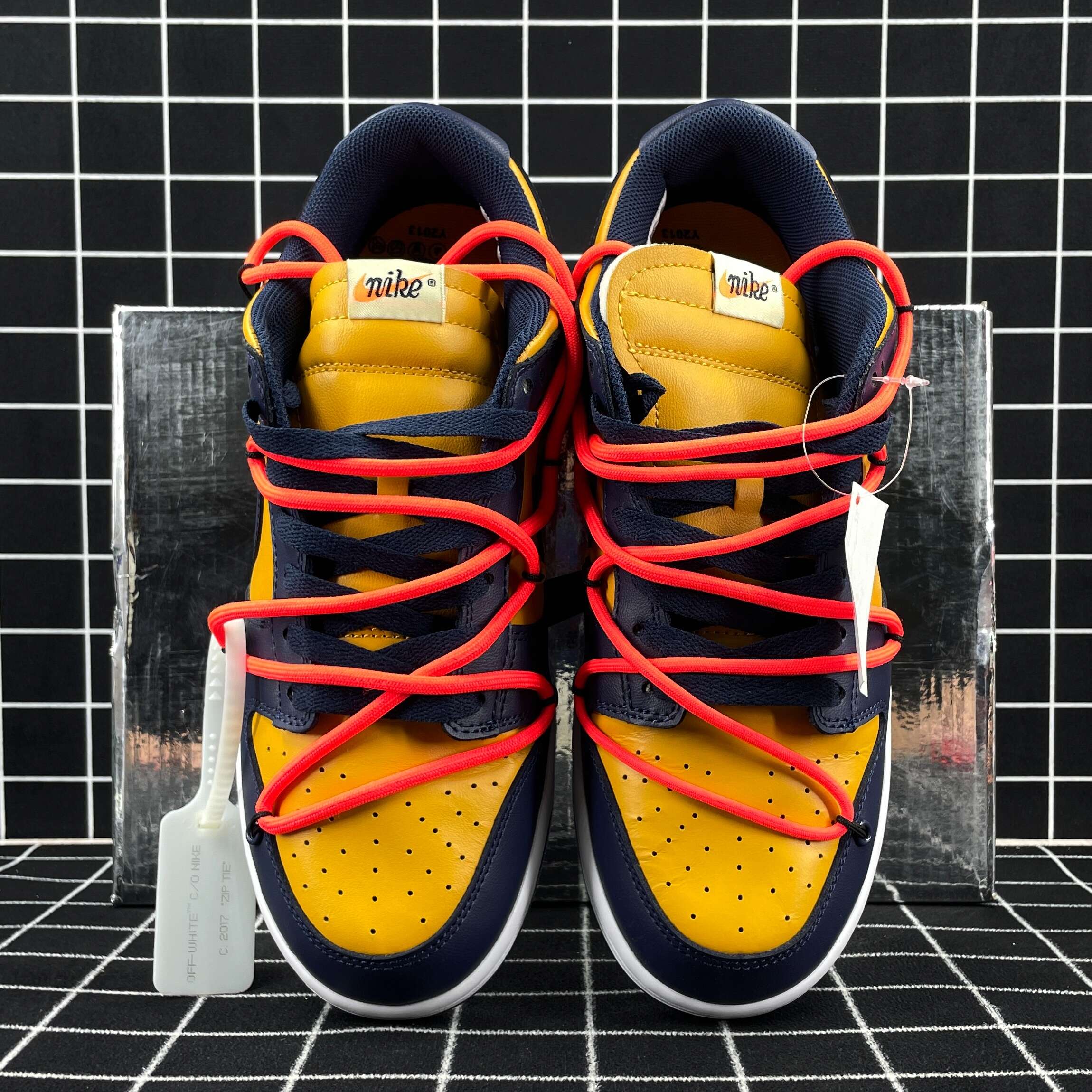 Nike Dunk Low University Gold Midnight Navy Replica