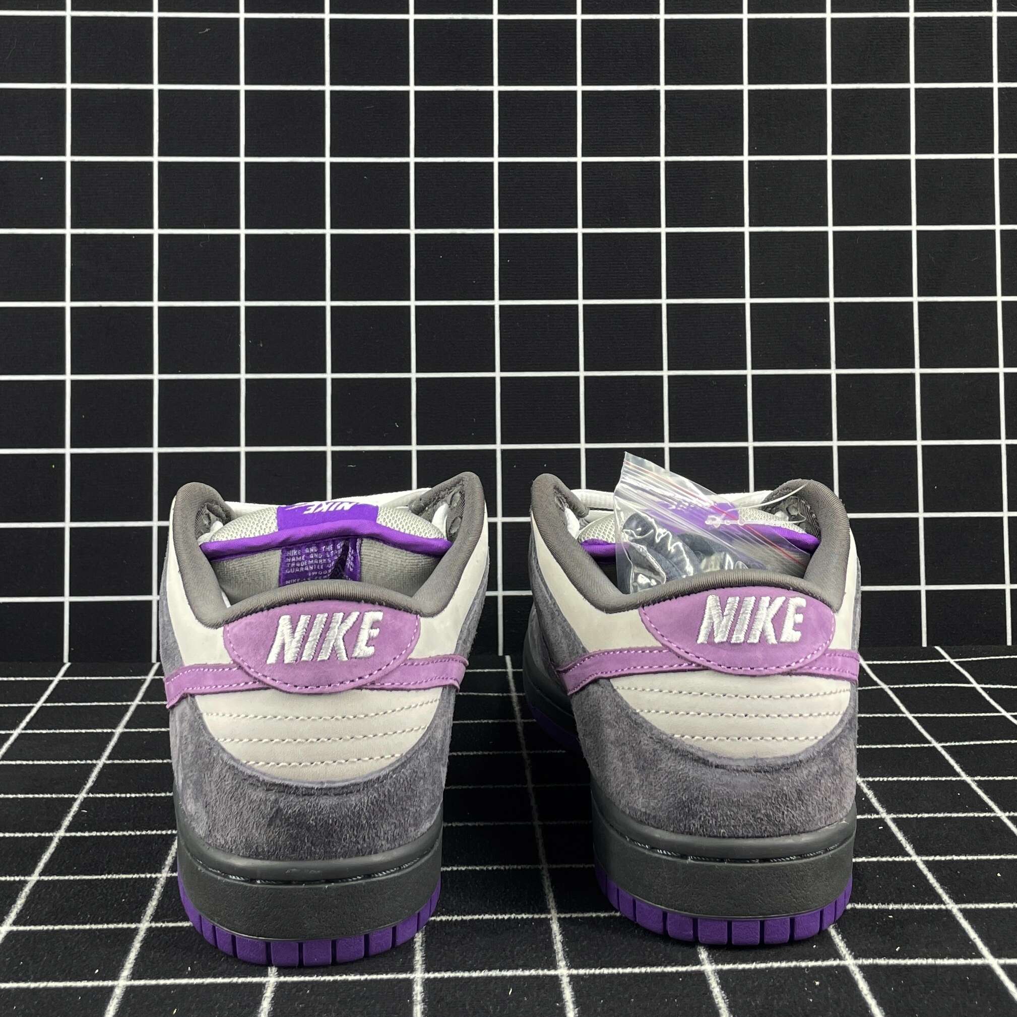 Nike Dunk SB Low Purple Pigeon Replica