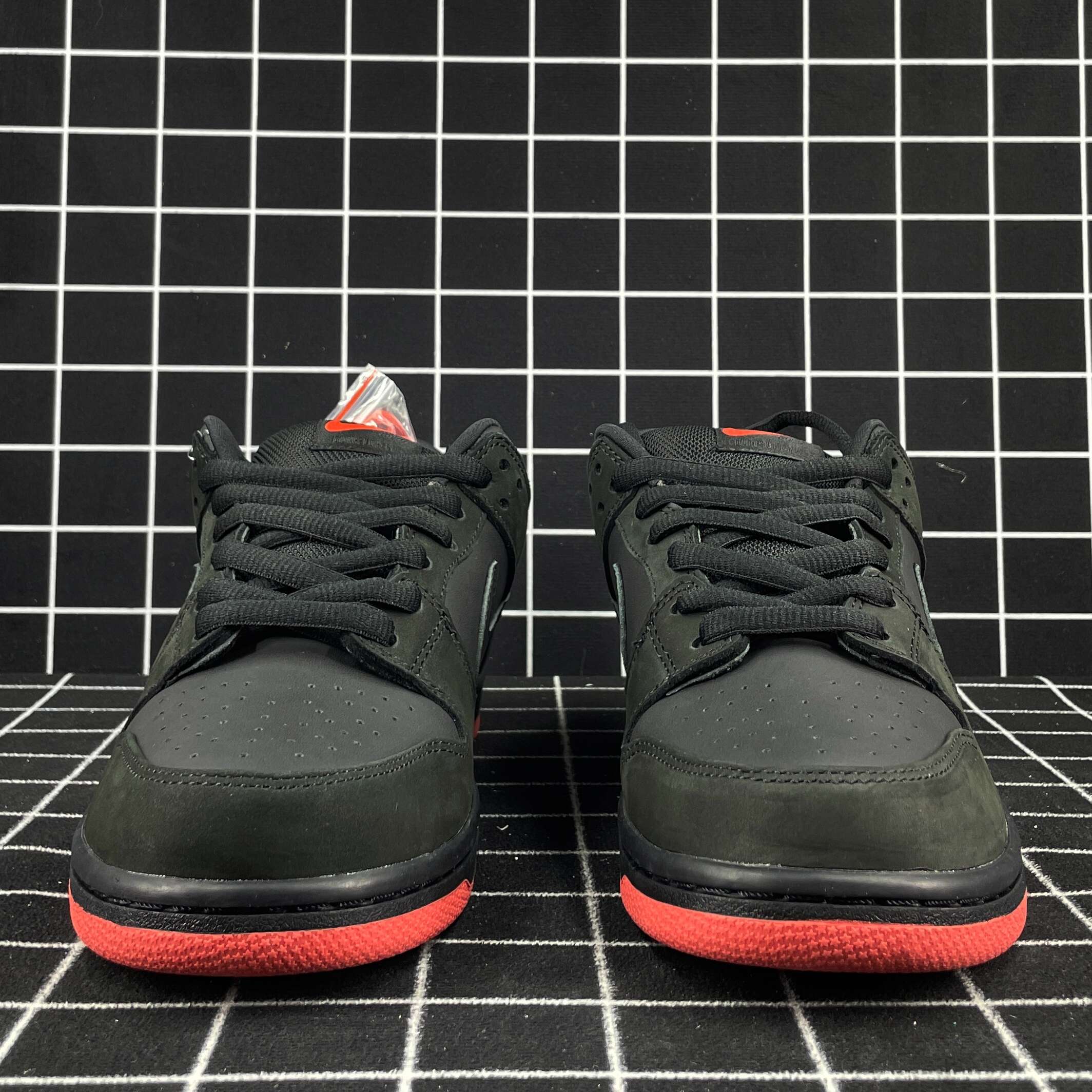 Nike SB Dunk Low Black Pigeon Replica