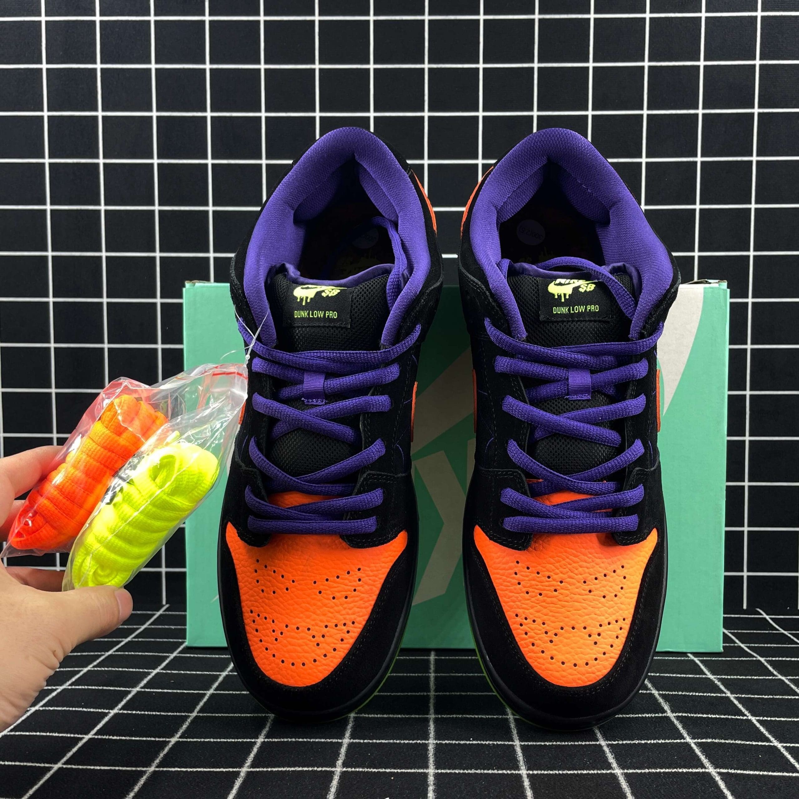 Dunk Low SB Night of Mischief Replica