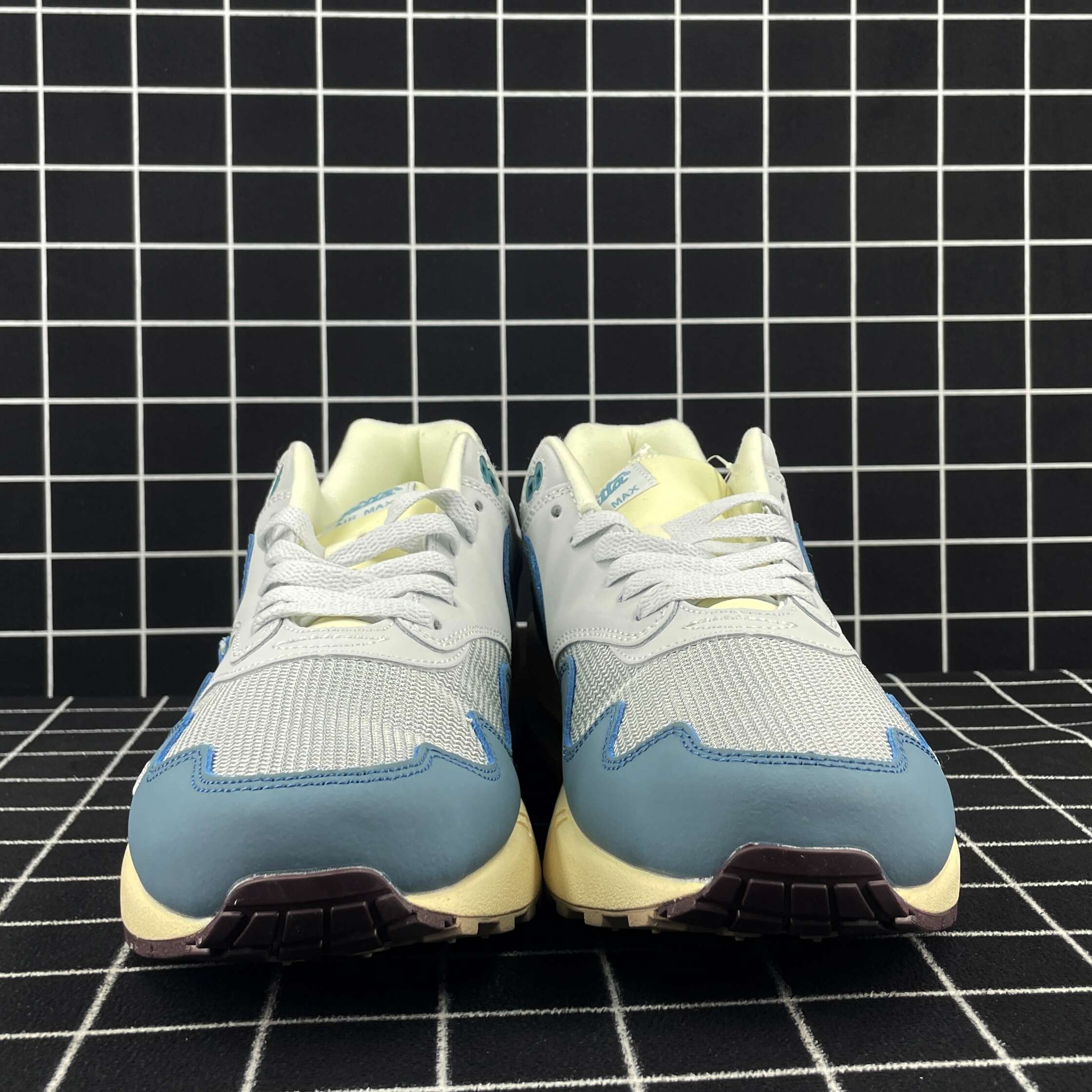 Patta x Air Max 1 Noise Aqua Replica