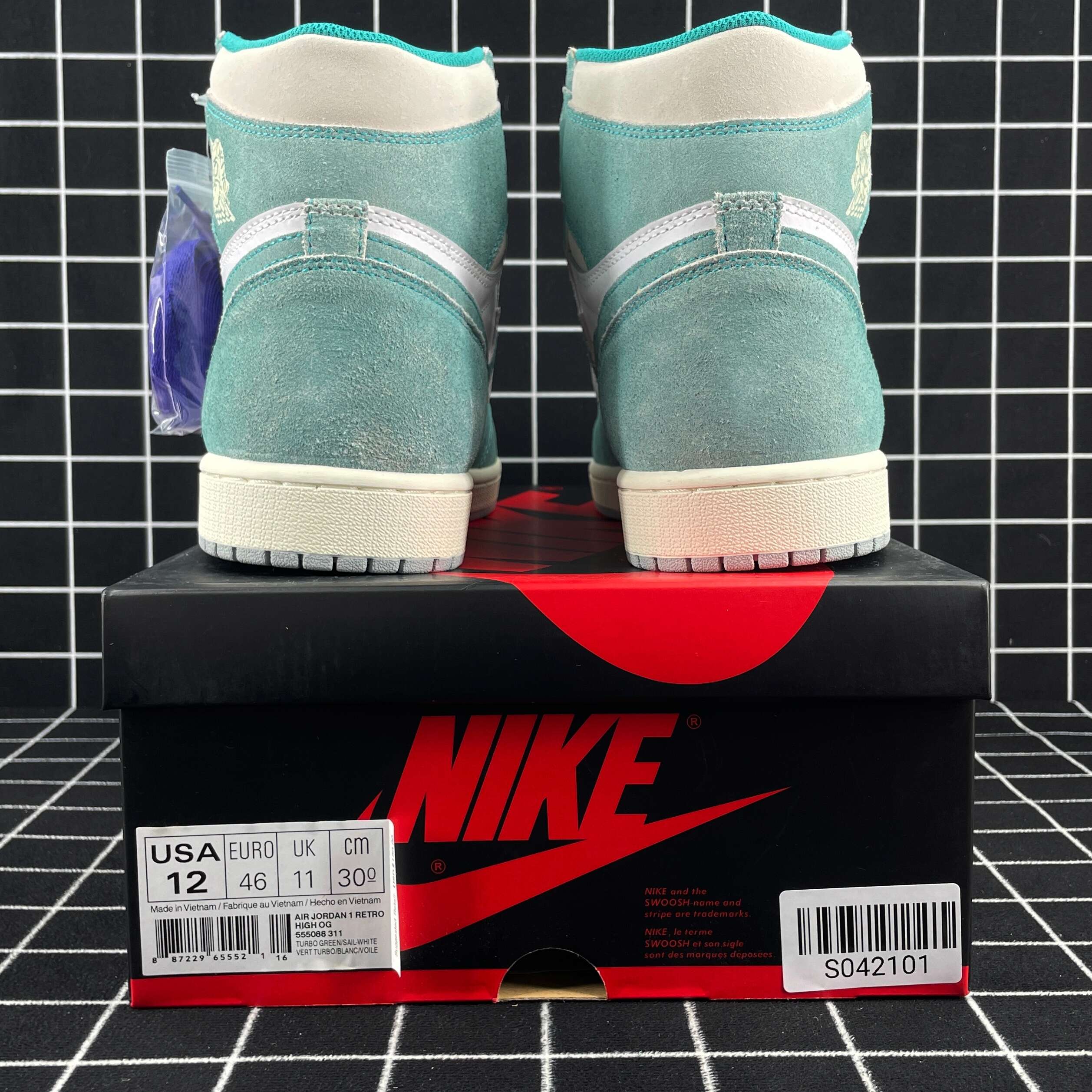 Jordan 1 Retro High Turbo Green Replica