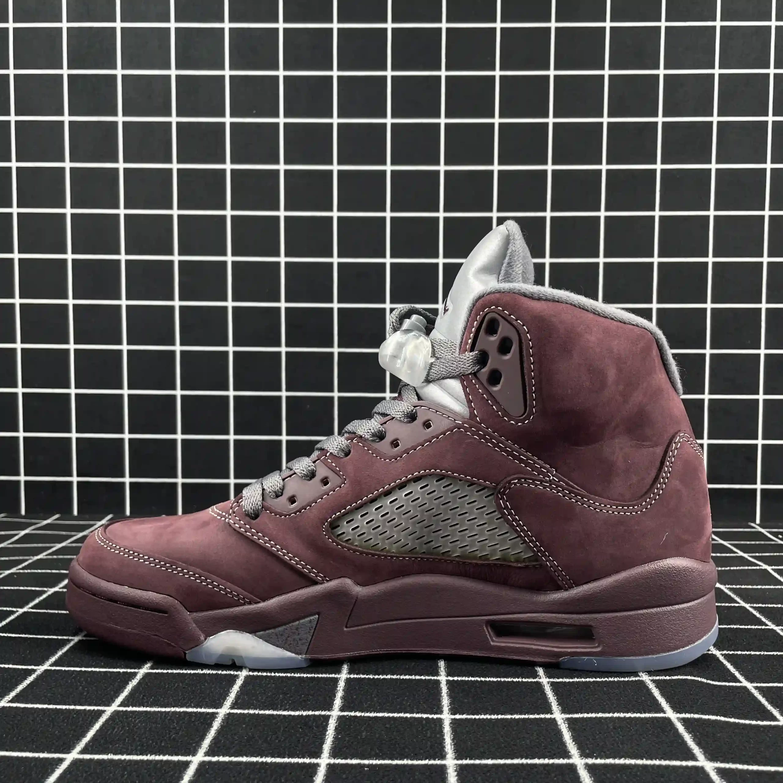 Jordan 5 Retro Burgundy (2023) Replica