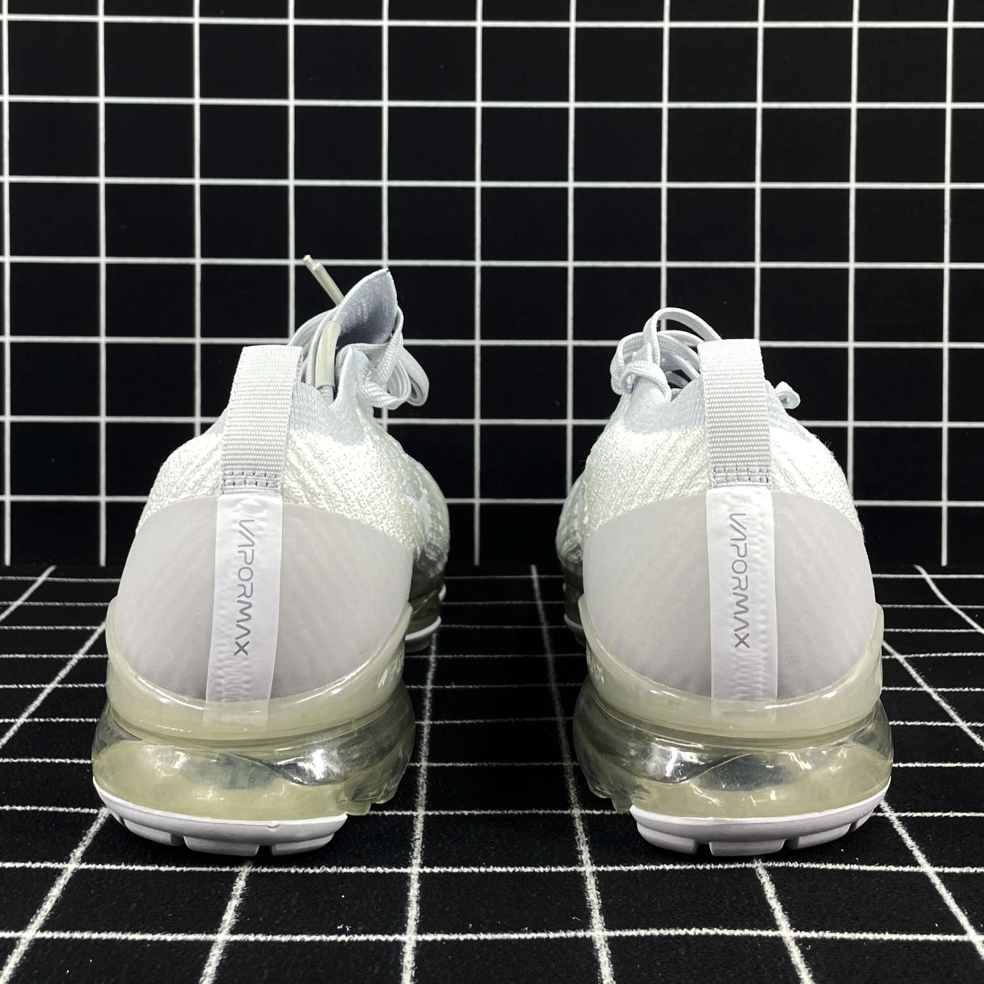 Nike Air VaporMax Flyknit 2 White Pure Platinum Replica