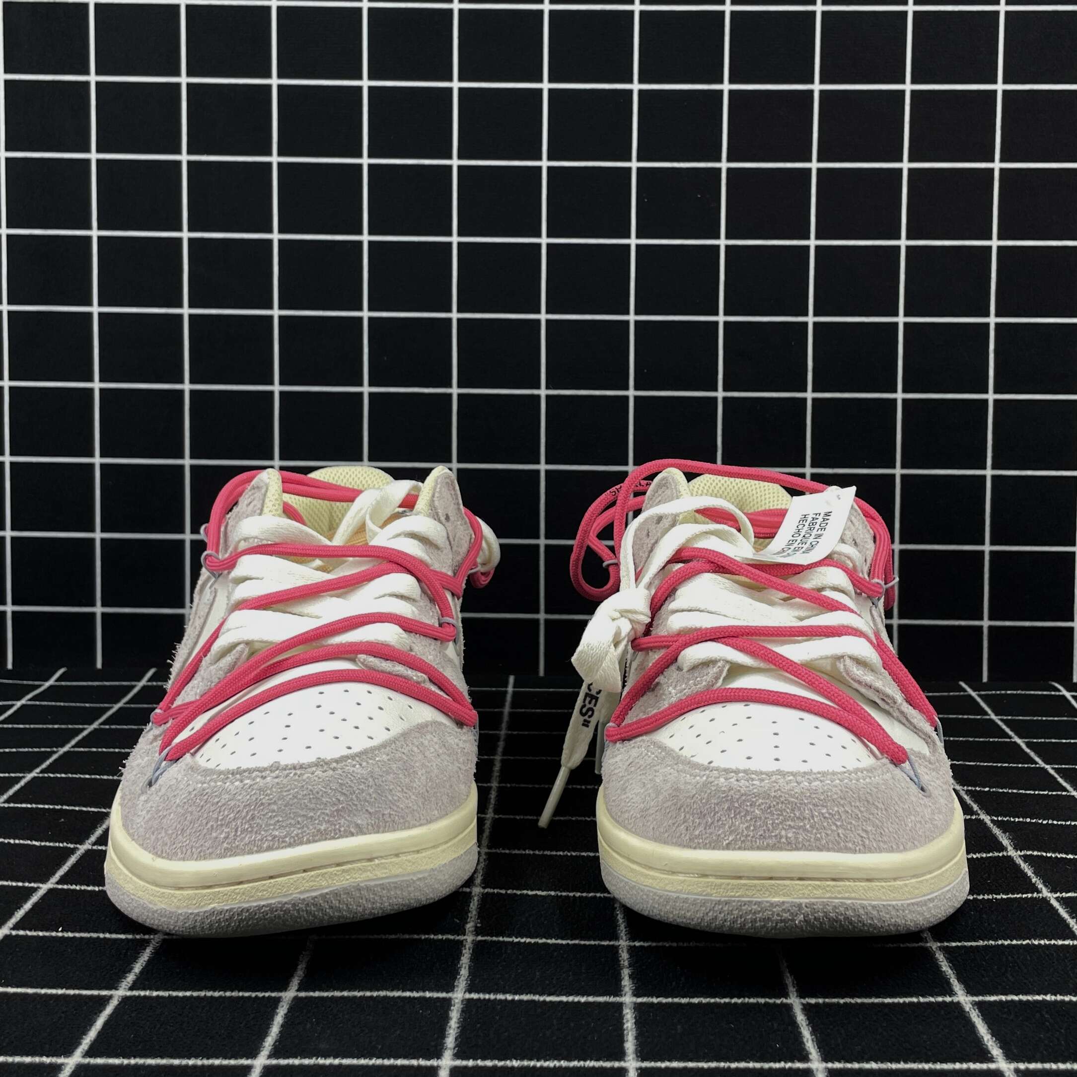 Nike Dunk Low Lot 17 of 50 Replica