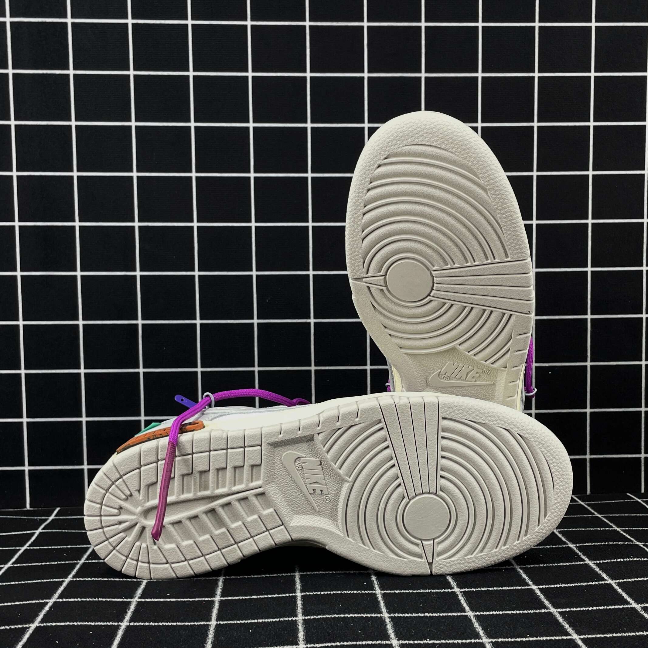 Nike Dunk Low Lot 28 of 50 Replica