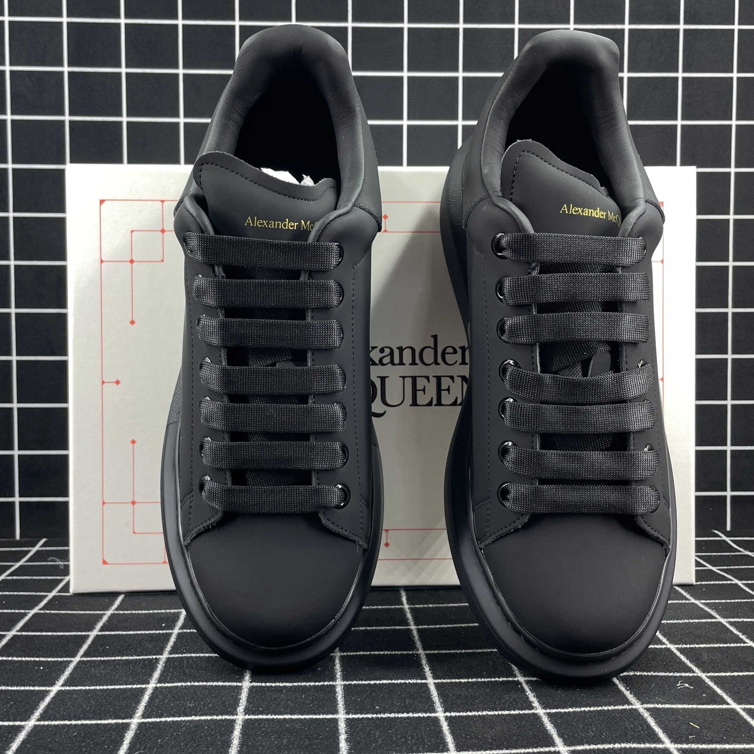 Alexander McQueen Oversized Sneaker Black Suede Goatskin Replica