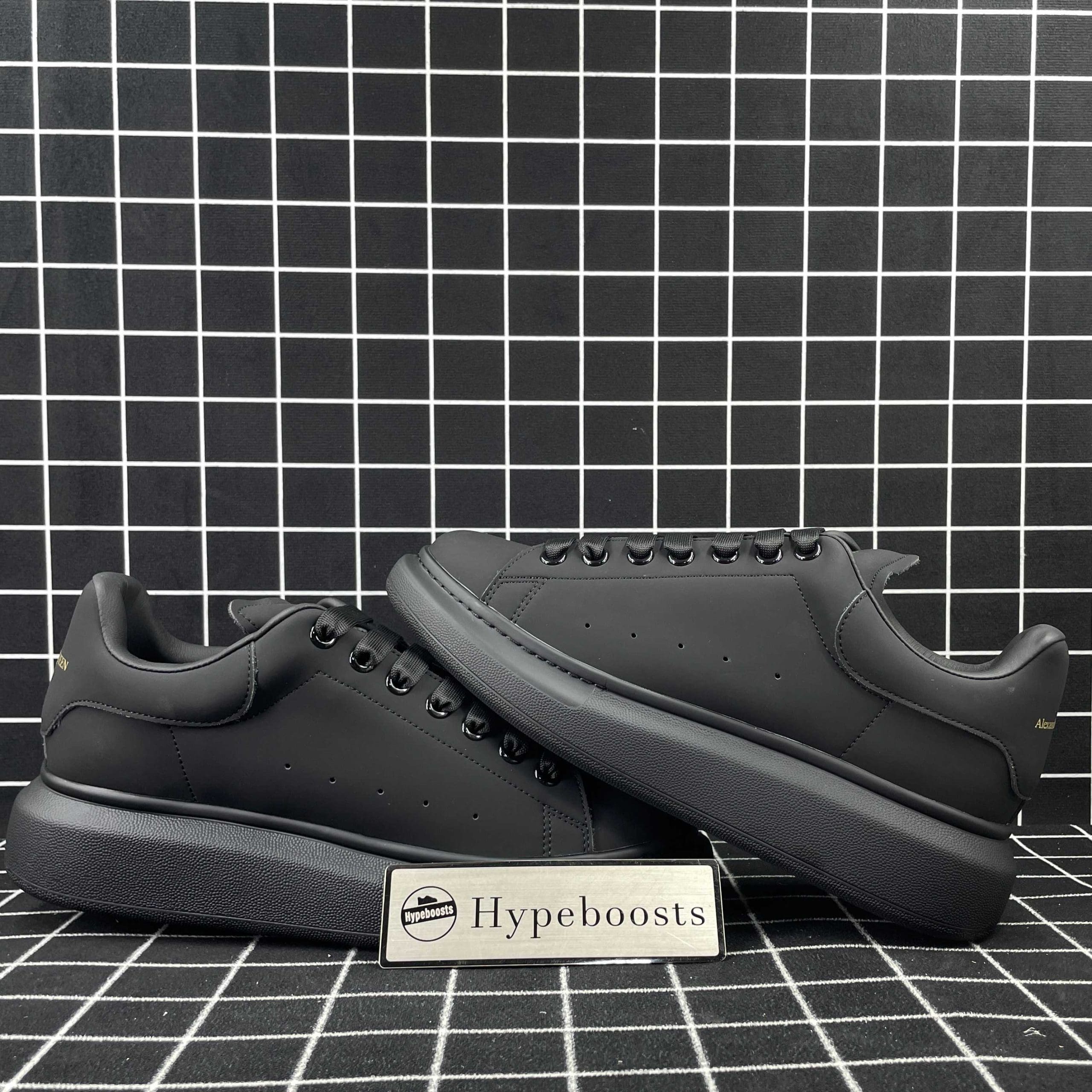 Alexander McQueen Oversized Sneaker Black Suede Goatskin Replica