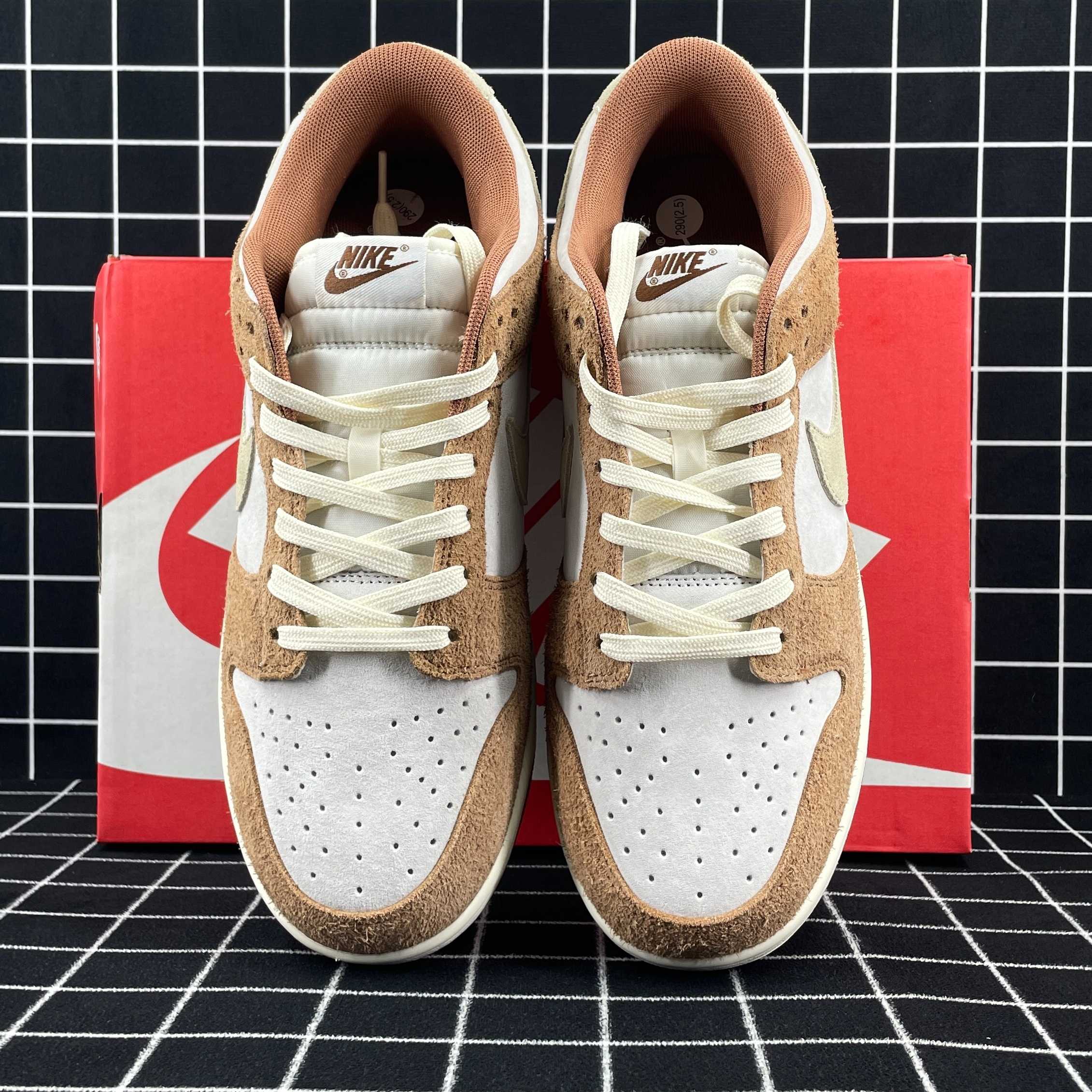 Dunk Low Premium Medium Curry Replica