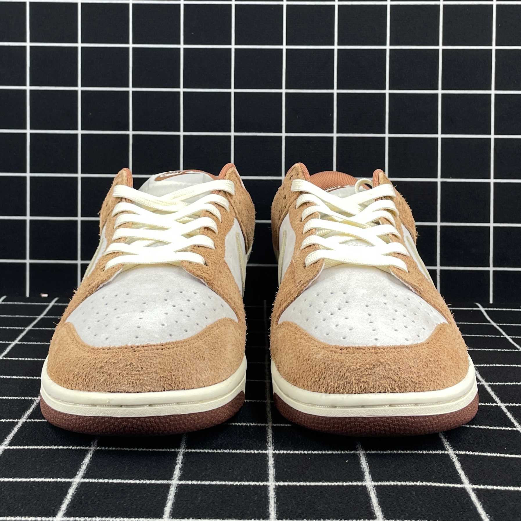 Dunk Low Premium Medium Curry Replica