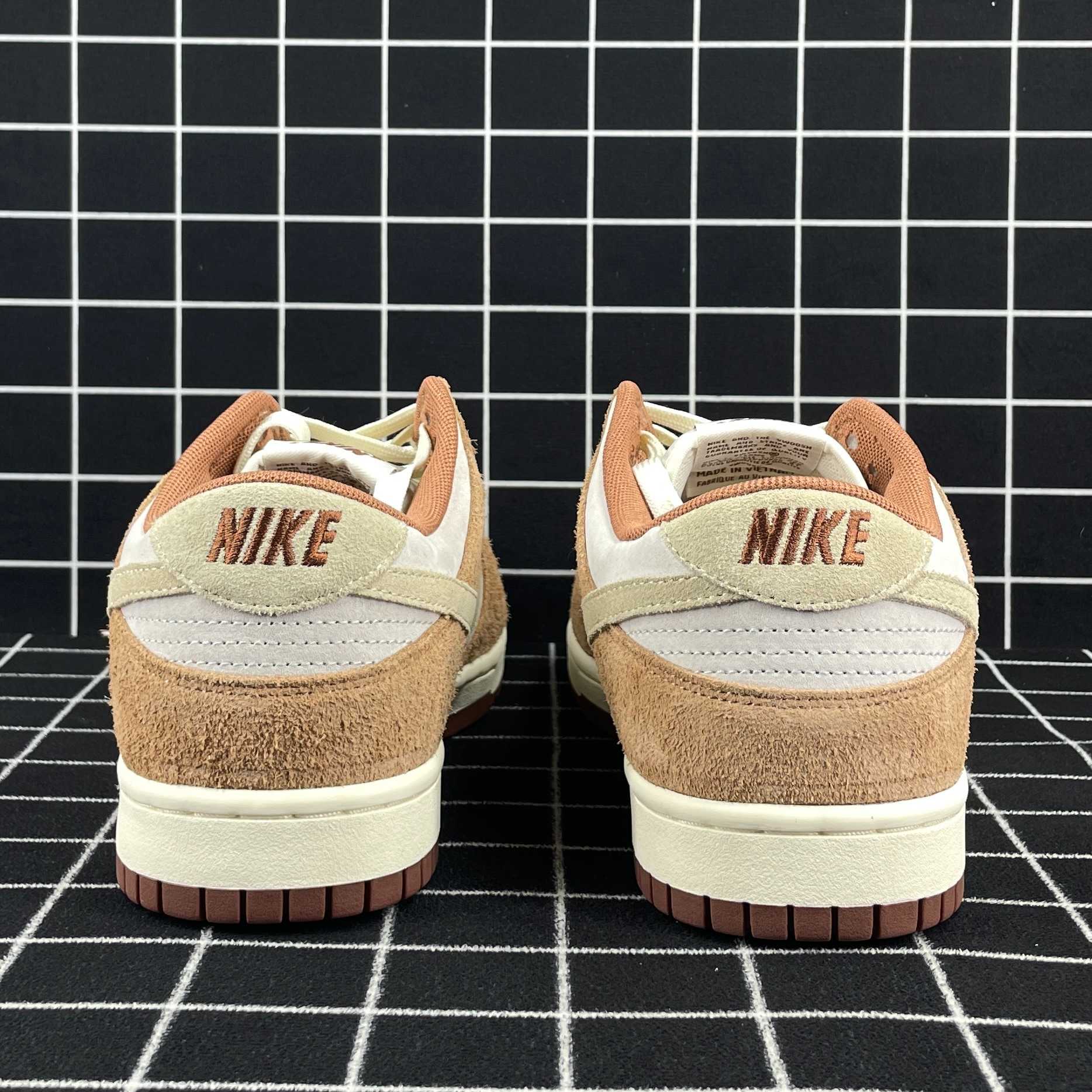 Dunk Low Premium Medium Curry Replica