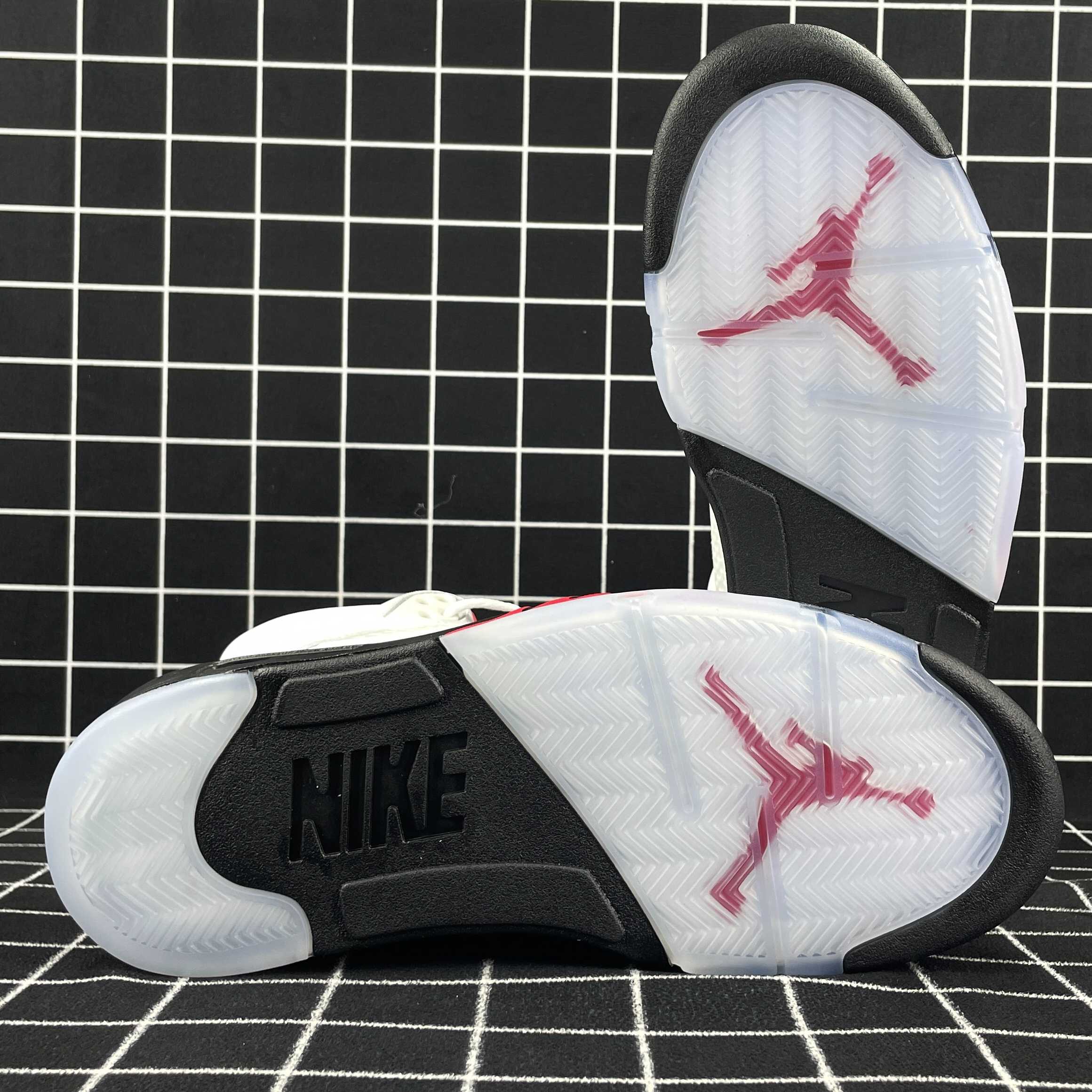 Jordan 5 Retro Fire Red Silver Tongue (2020) Replica