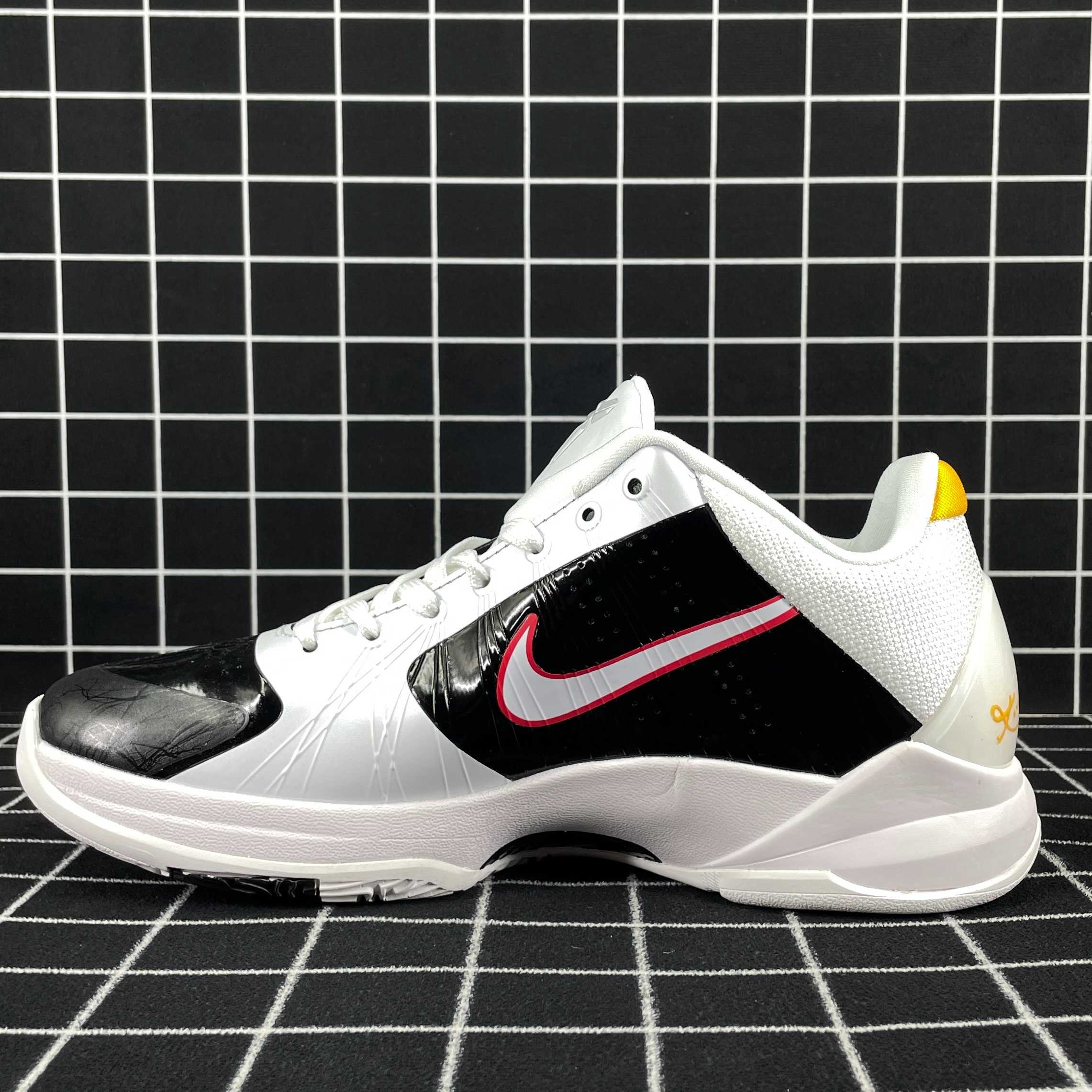 Nike Kobe 5 Protro Bruce Lee Alternate Replica